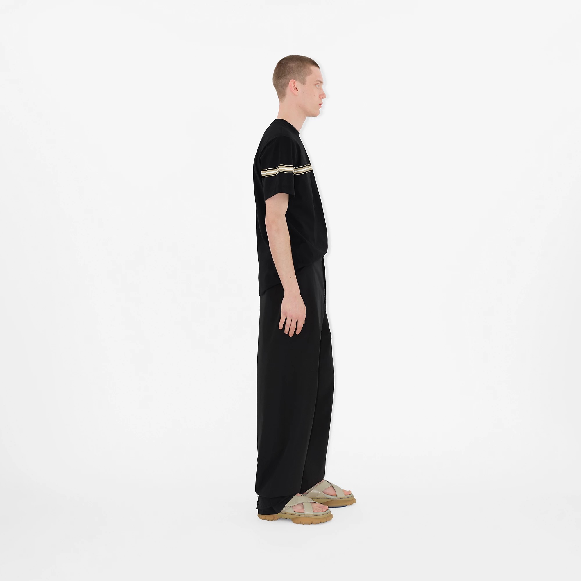 Nakış Logo Detaylı Erkek T-shirt
