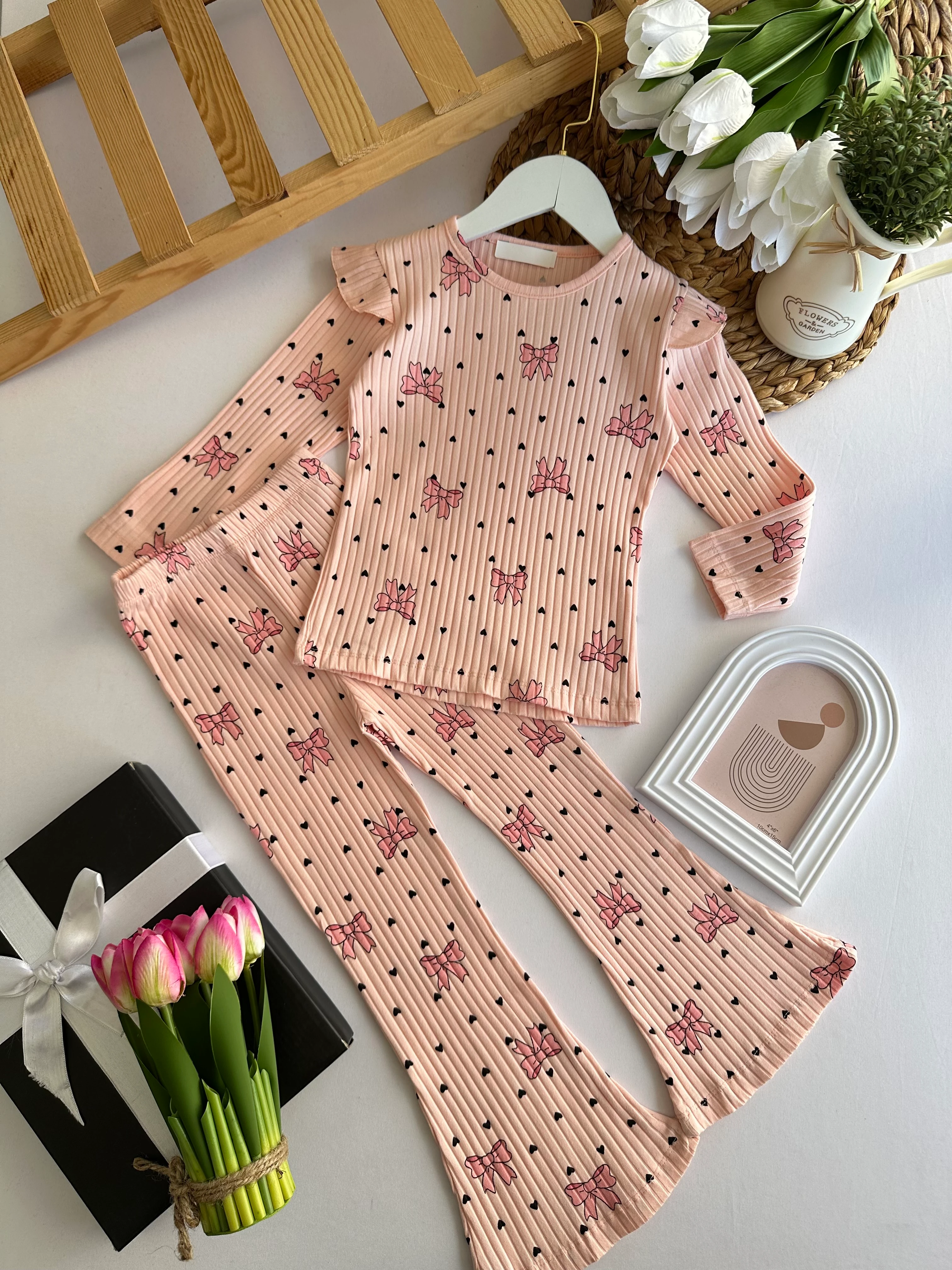 Kız Çocuk Somon Fiyonklu Kalp Desenli Takım 