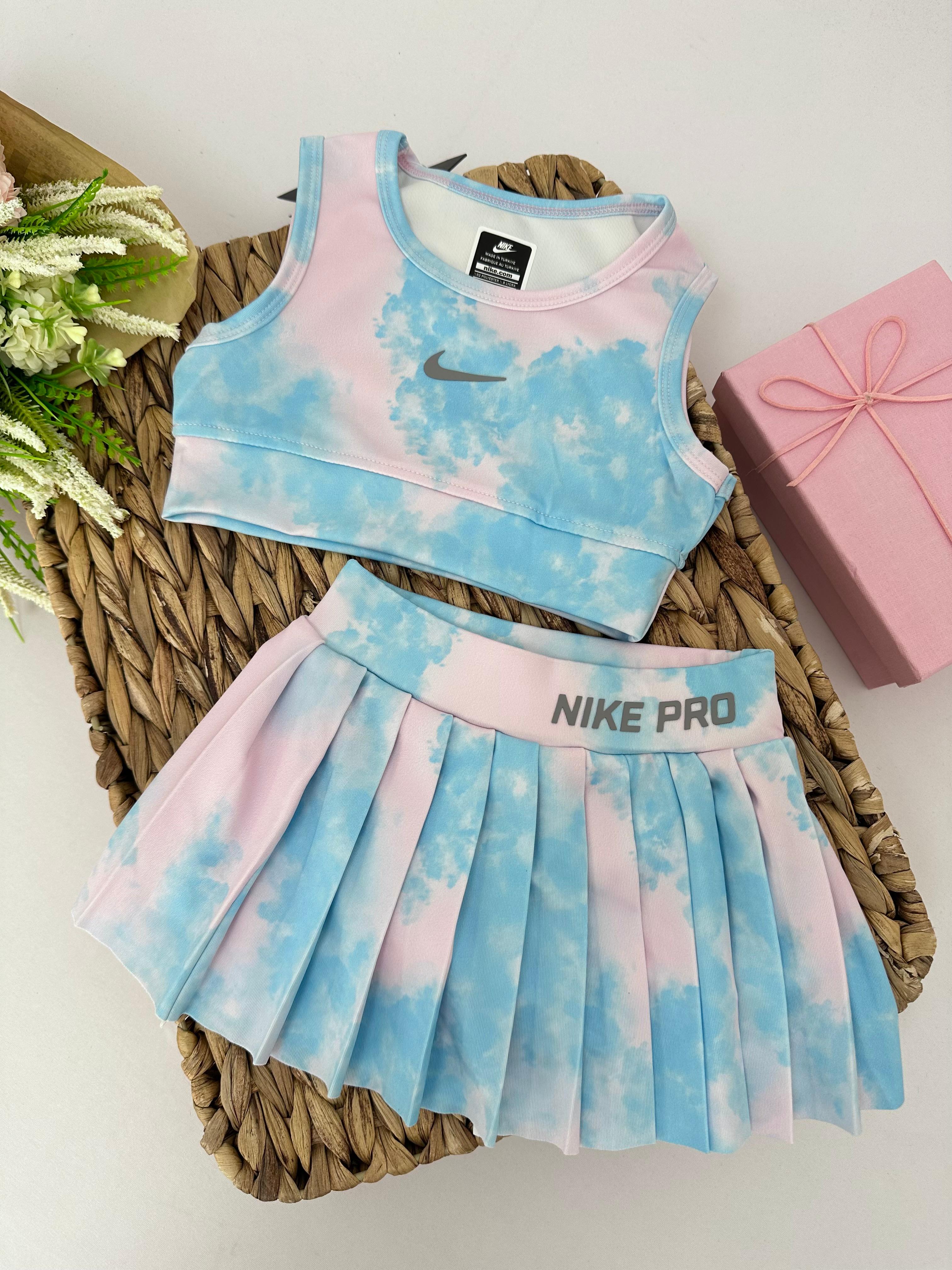 Mavi Batik Desenli Nike Pro Crop Şort Etek Mayo