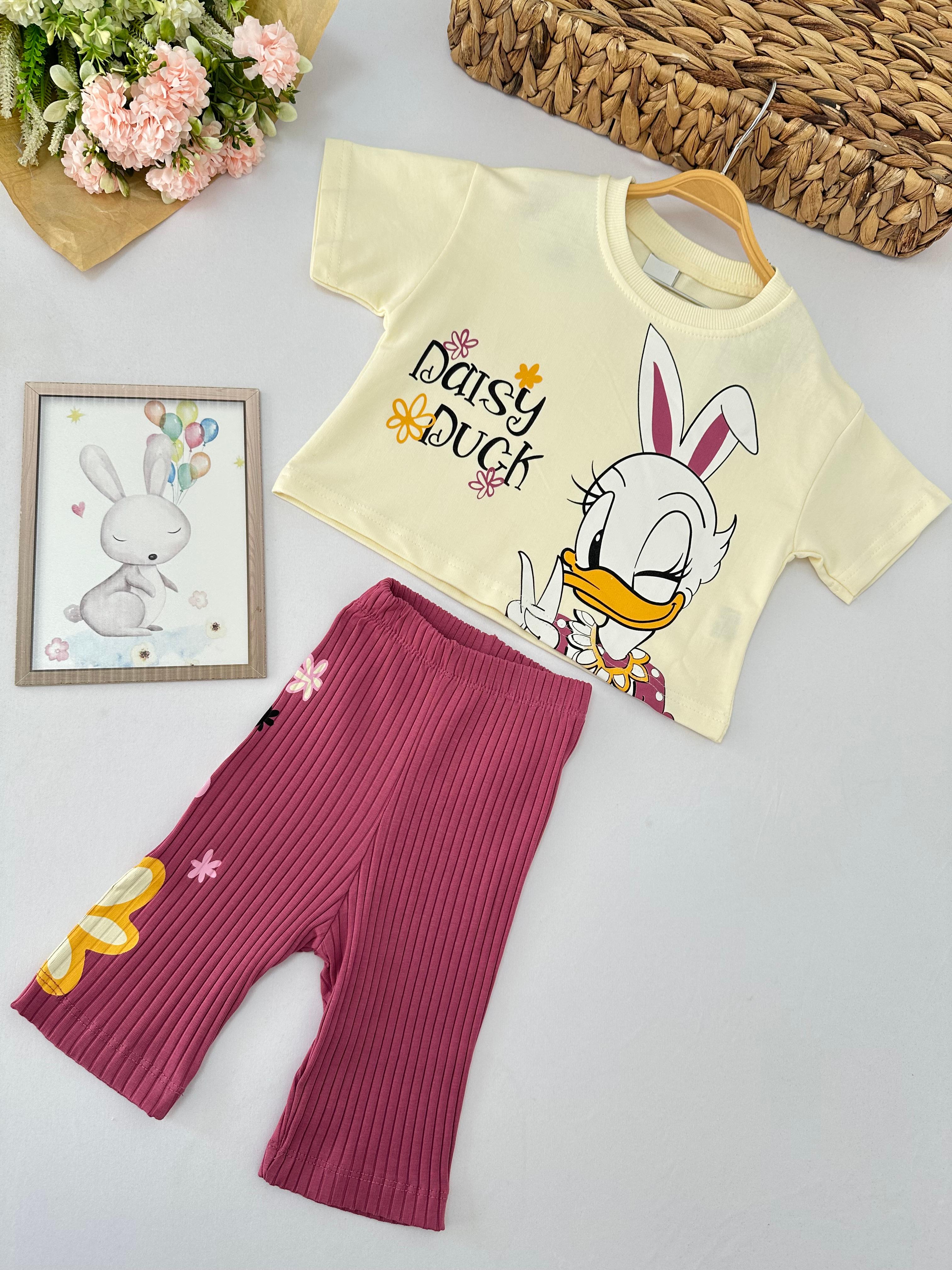 Kız Çocuk Mürdüm Daisy Duck Şortlu Takım