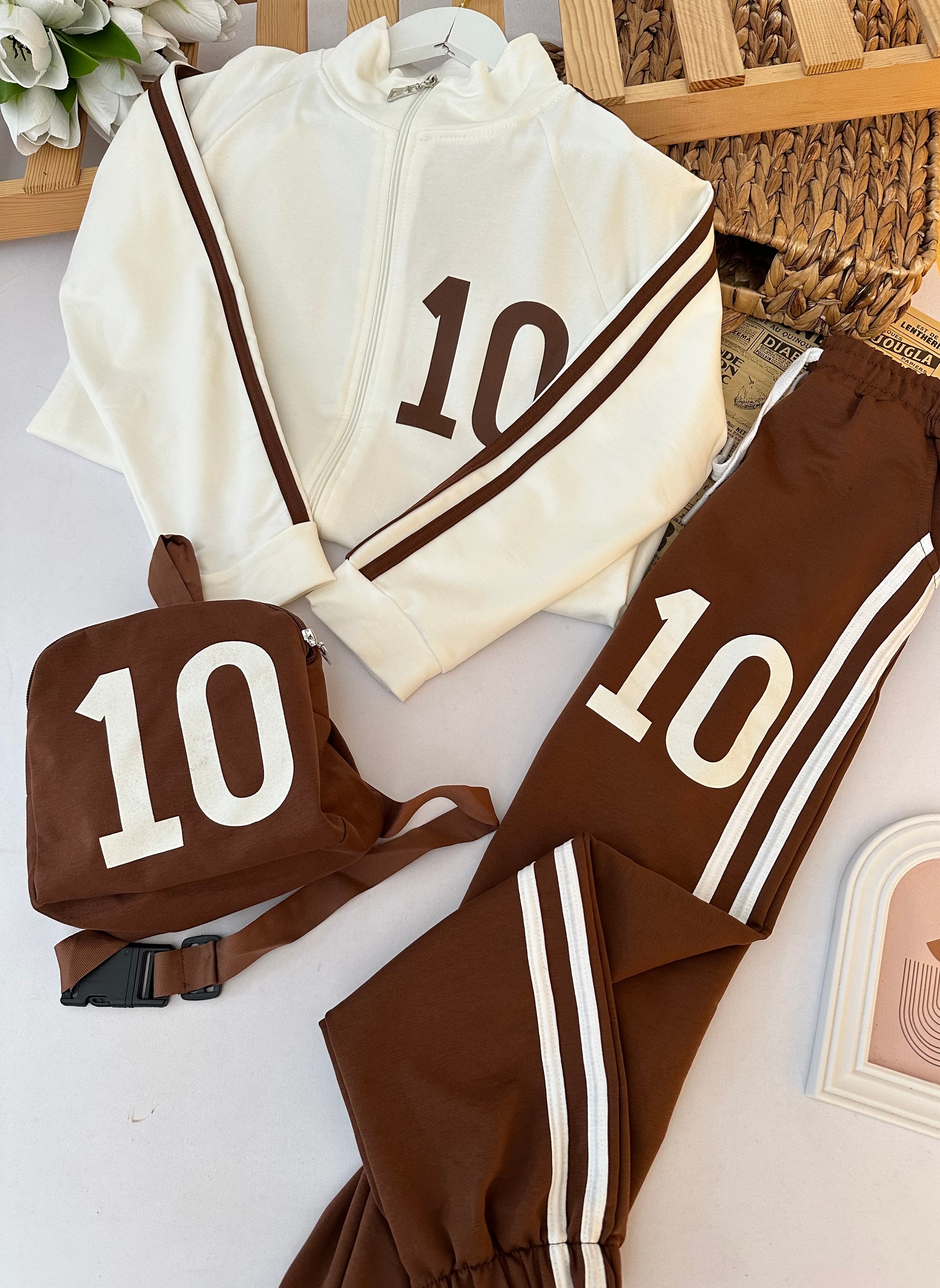 Erkek Çocuk Kahverengi Numaralı Takım