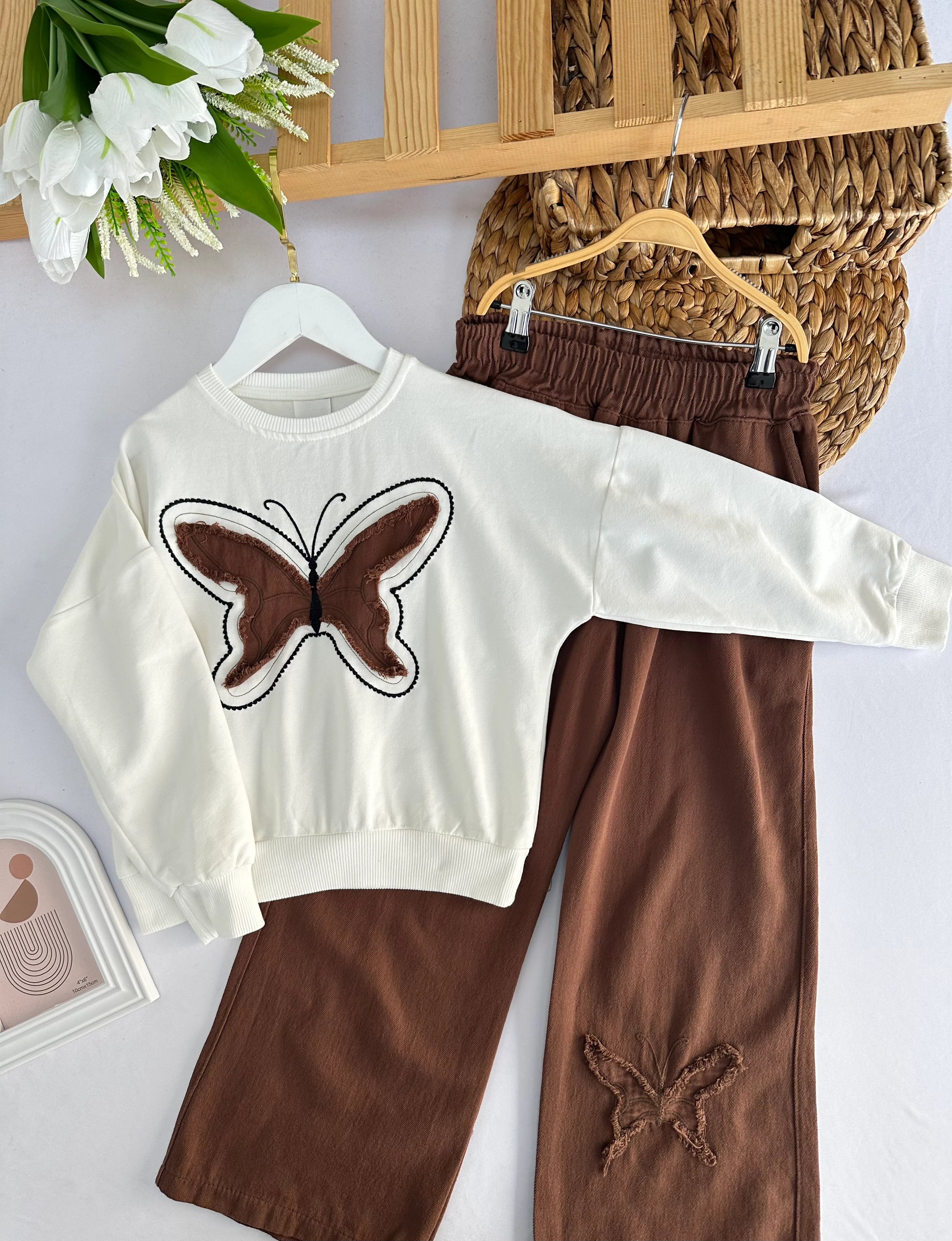 Kız Çocuk Kahverengi Kelebek Pantolonlu Takım