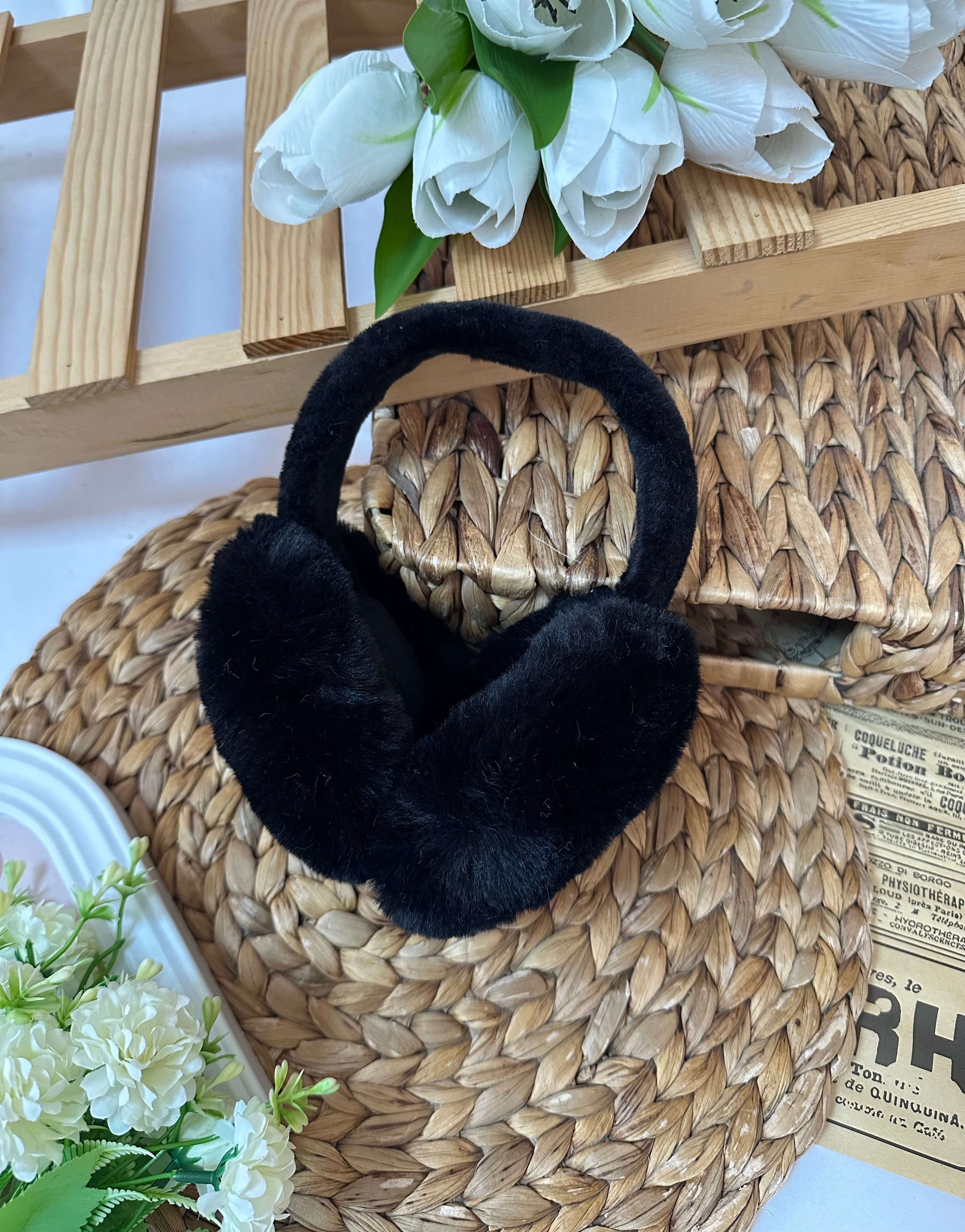 Kız Çocuk Siyah Peluş Kulaklık