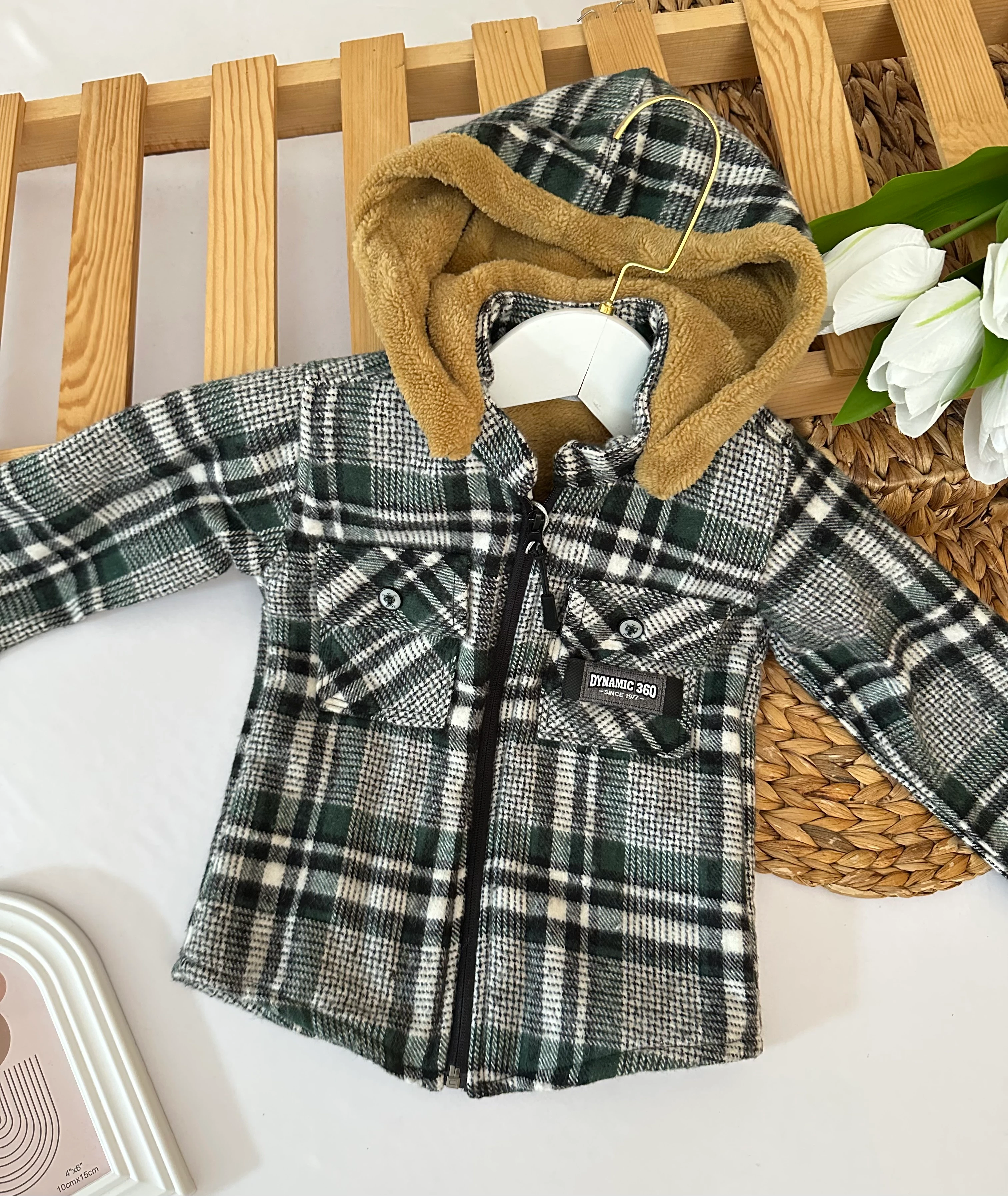 Erkek Çocuk Yeşil İçi Peluş Gömlek