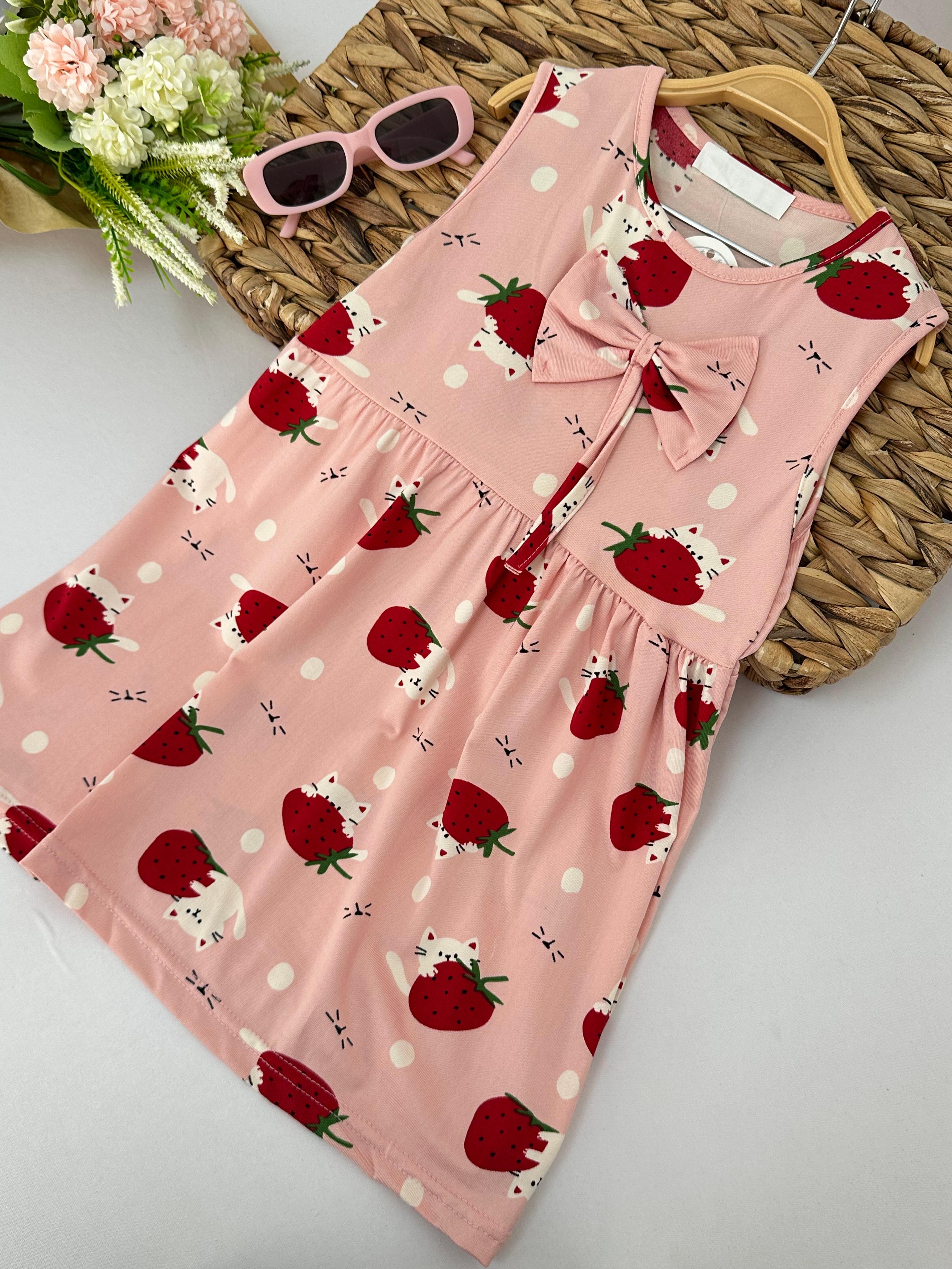 Kız Çocuk Pembe Kedili Çilek Desenli Elbise