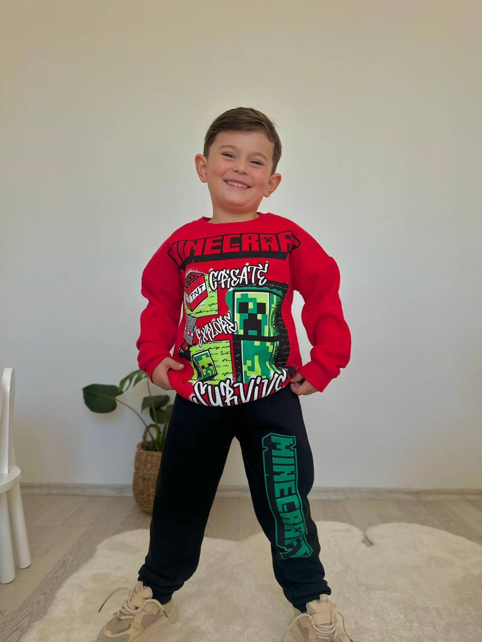 Erkek Çocuk Kırmızı Minecraft Takım