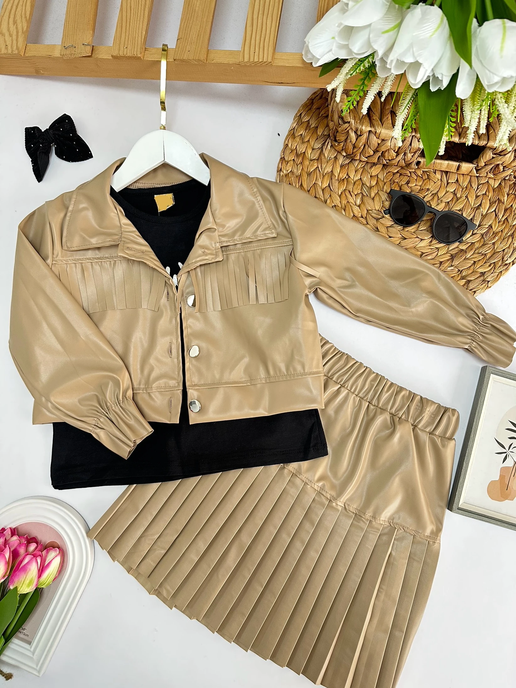 Kız Çocuk Bej 3'lü Deri Takım