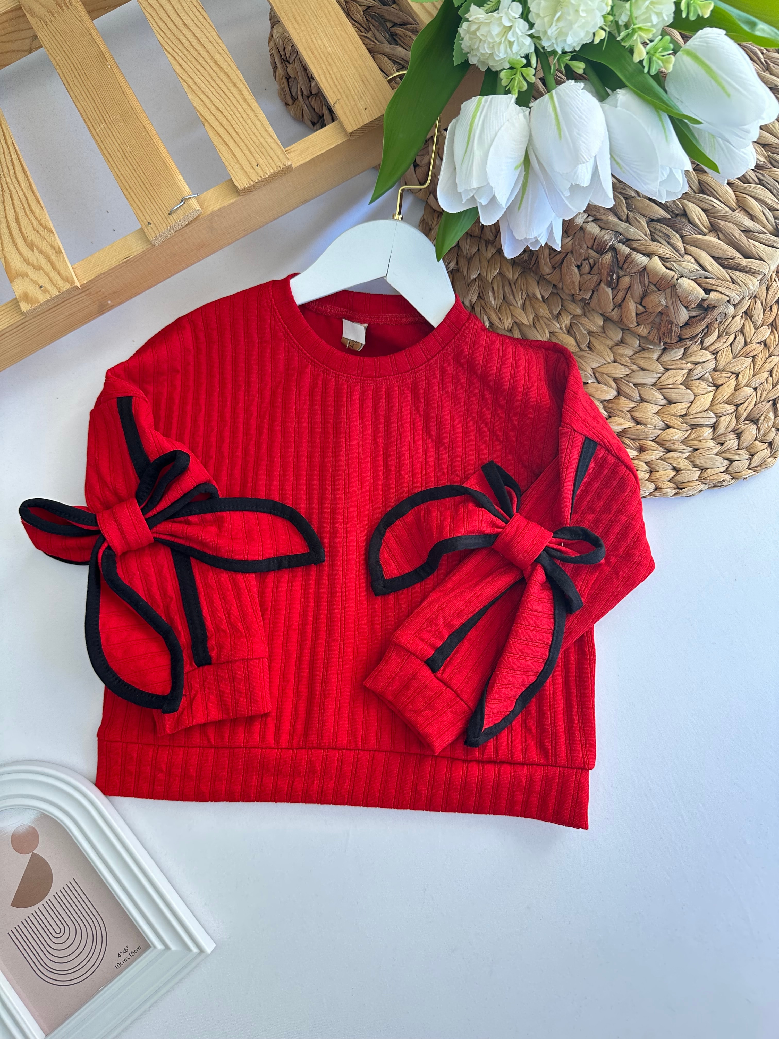 Kız Çocuk Kırmızı Kurdele Detaylı Badi