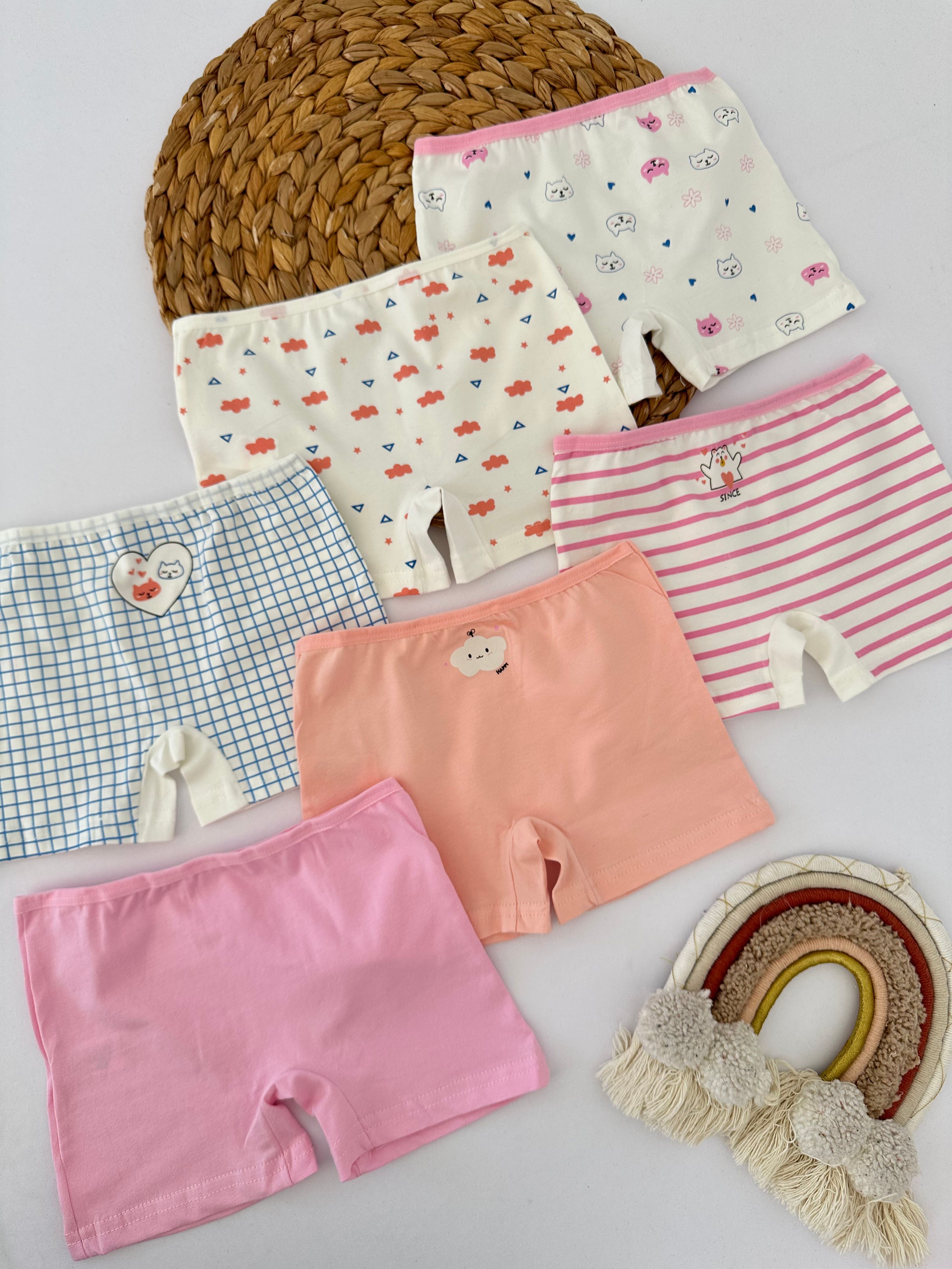 Kız Çocuk Bulut Desenli 6’lı Boxer Set