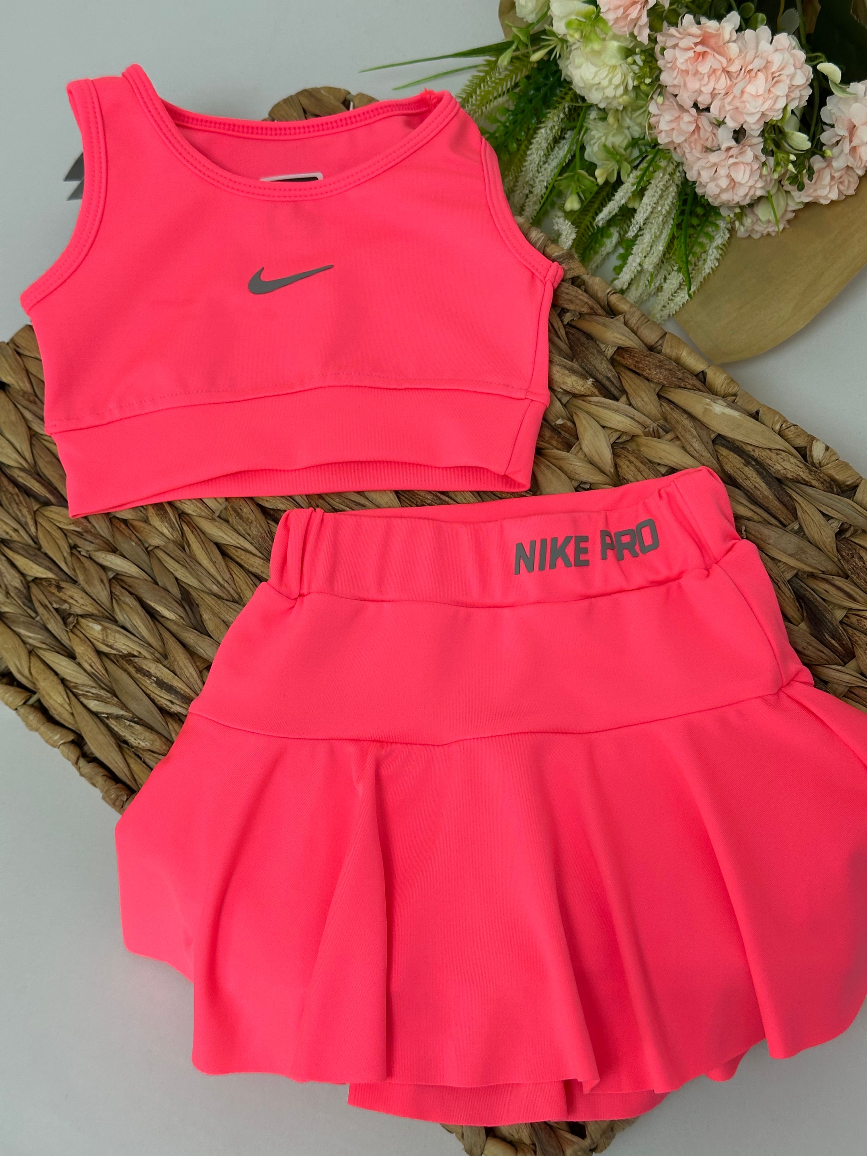 Kız Çocuk Neon Pembe Nike Pro Şort Etek Crop Mayo