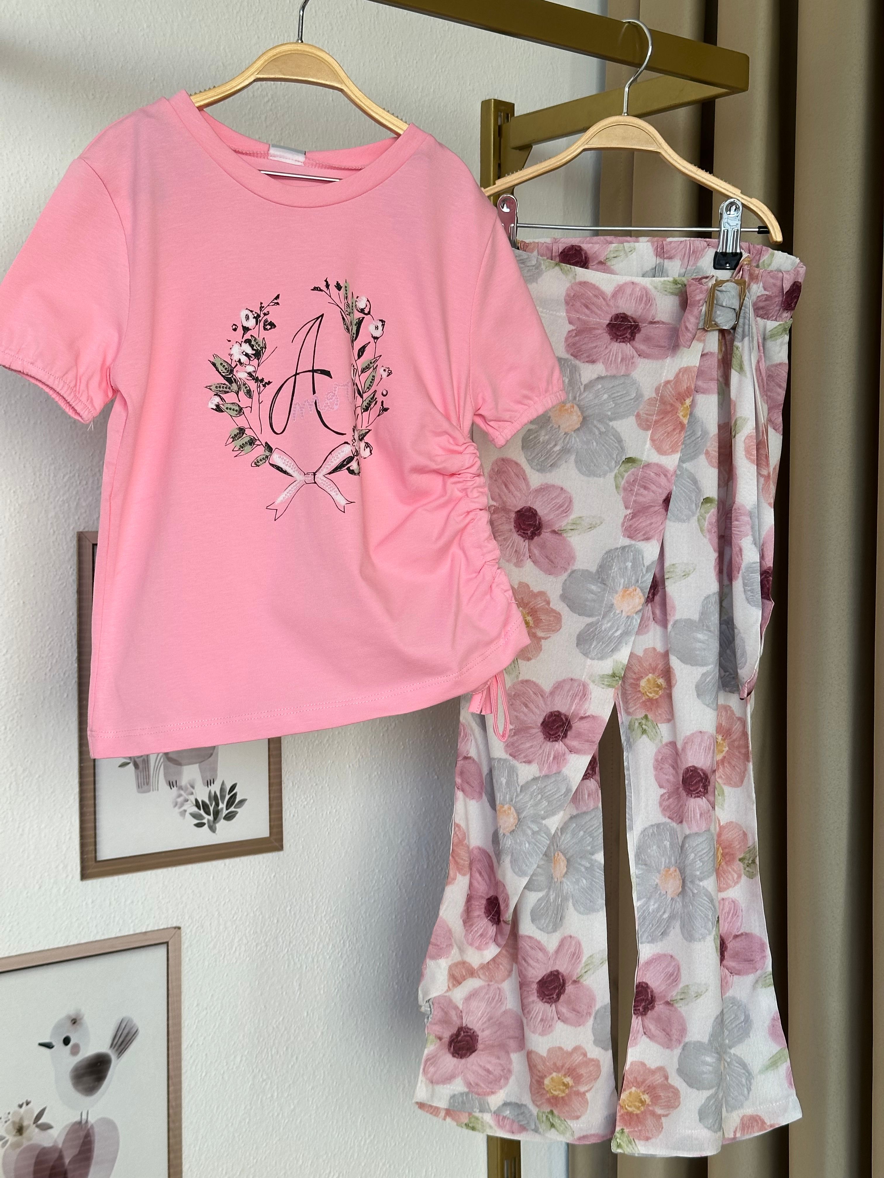 Kız Çocuk Pembe Çiçek Desenli Pantolon Tişört Takım