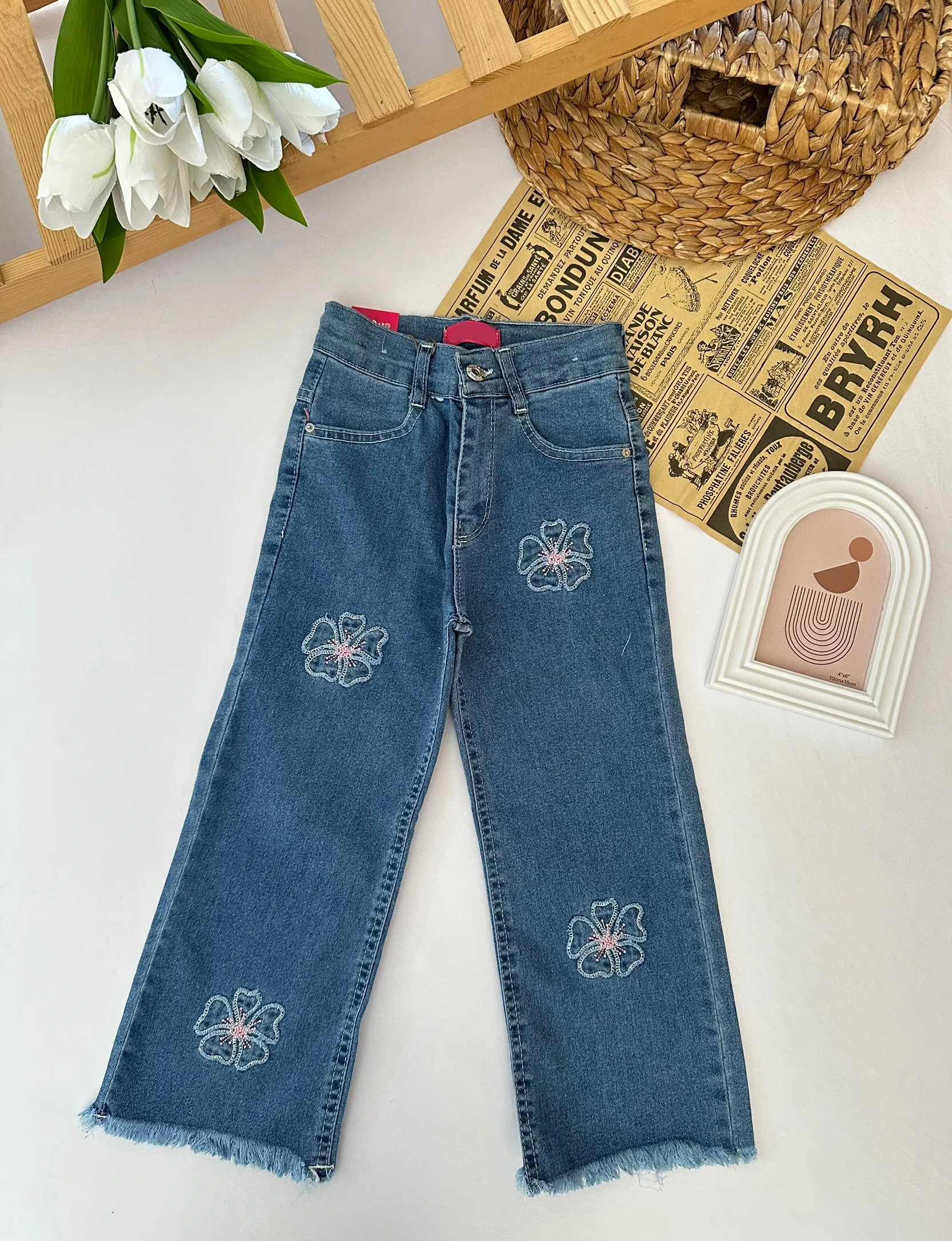 Kız Çocuk Pembe Çiçek Desenli Mavi Kot Pantolon