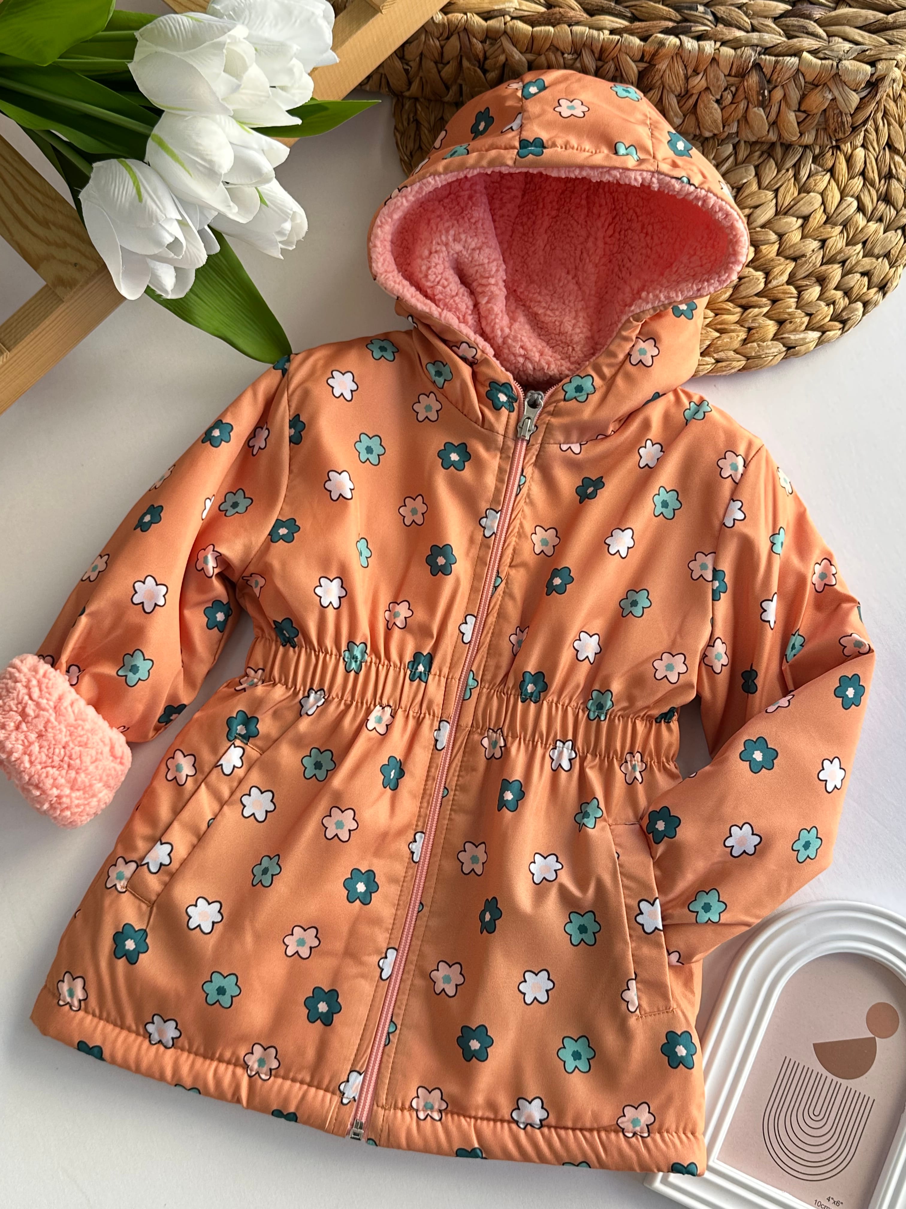 Kız Çocuk Kahve Çiçek Desenli İçi Peluş Kapüşonlu Mont