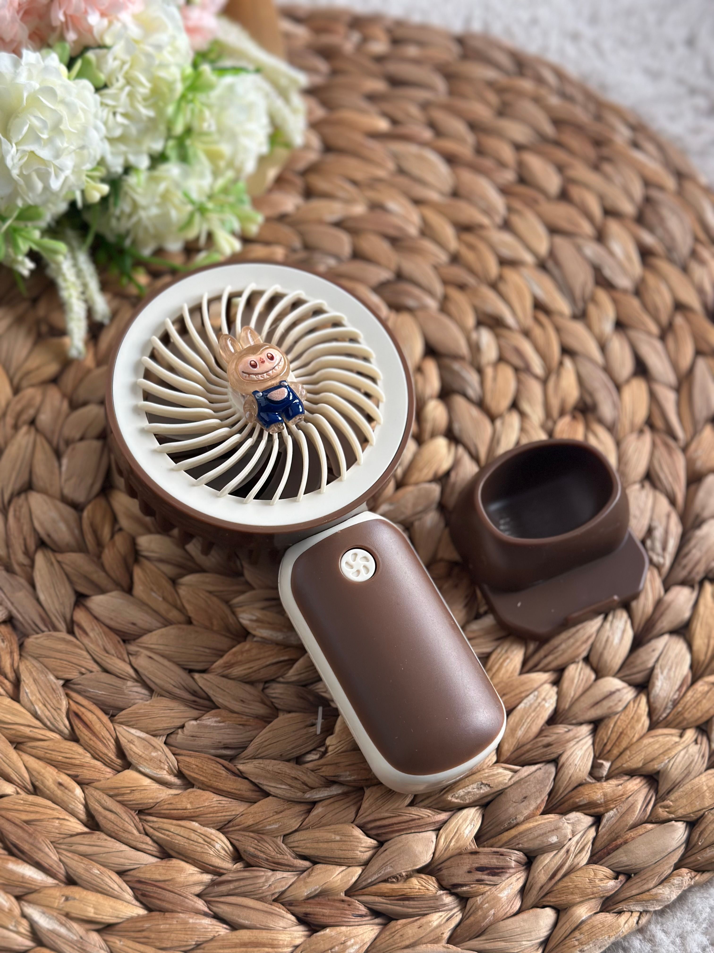 Kahve Labubu Şarjlı Mini Fan
