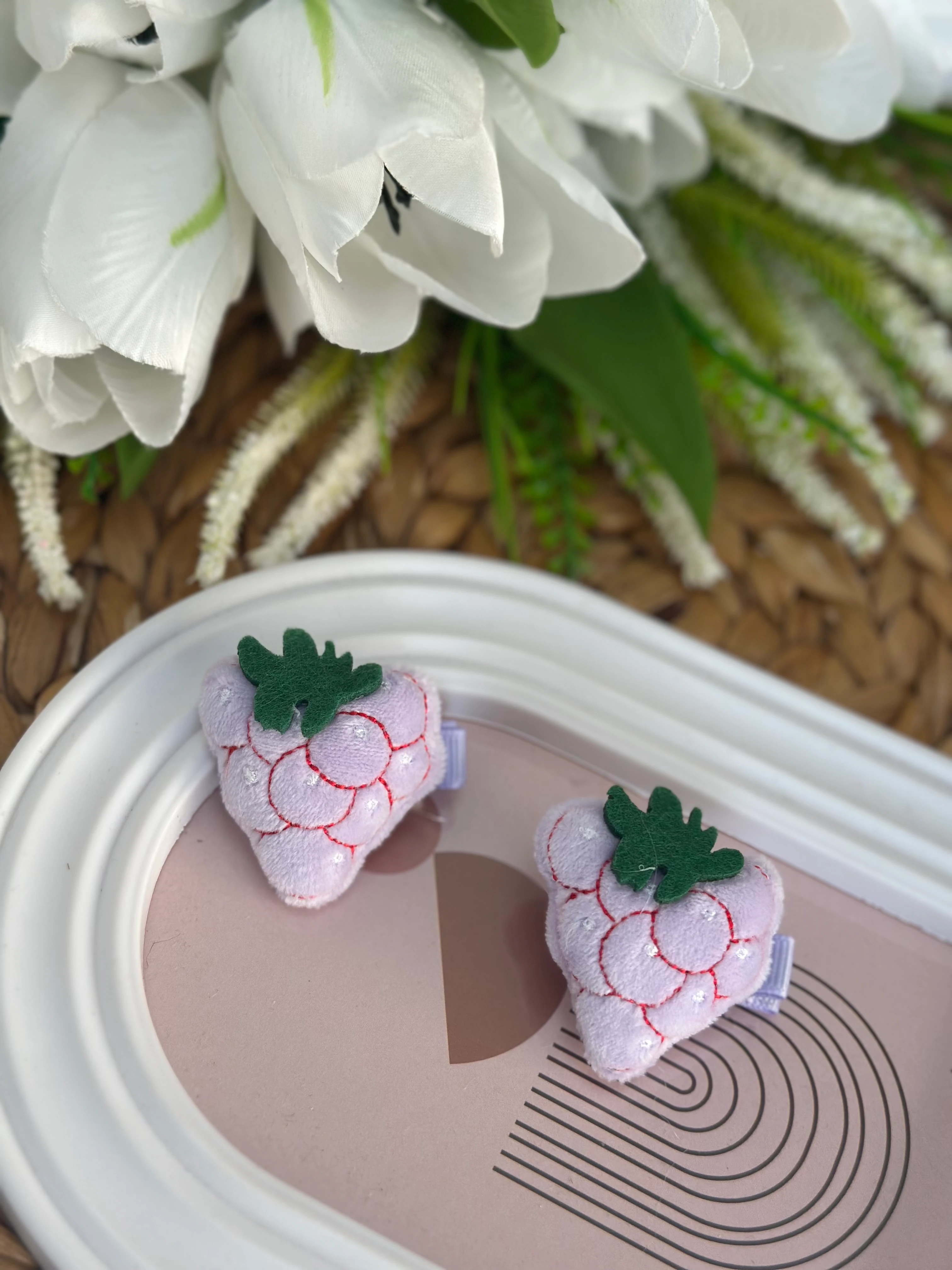 Üzüm Pofuduk Pens Toka