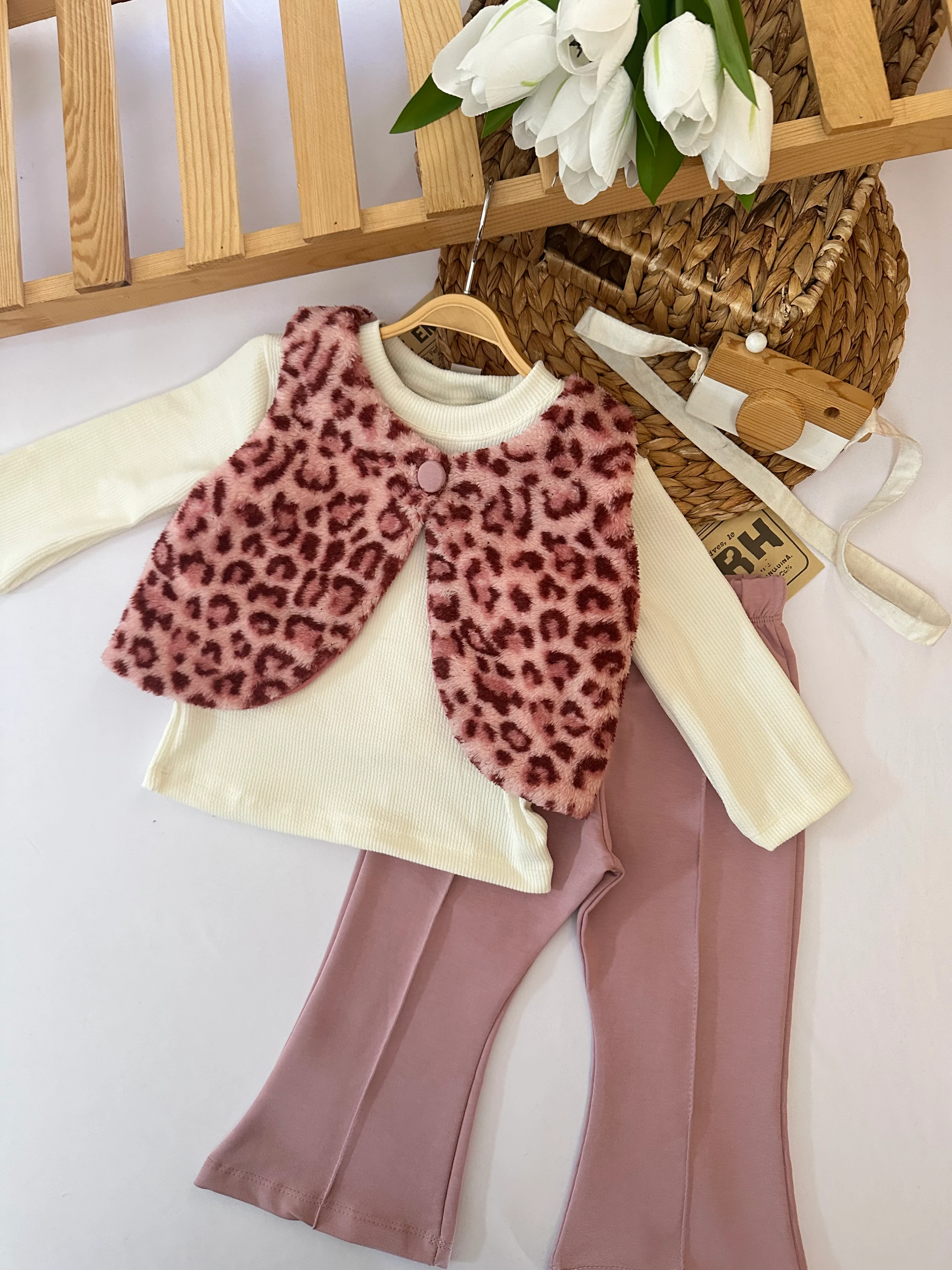 Kız Çocuk Leopar Yelekli Pembe 3'lü Takım