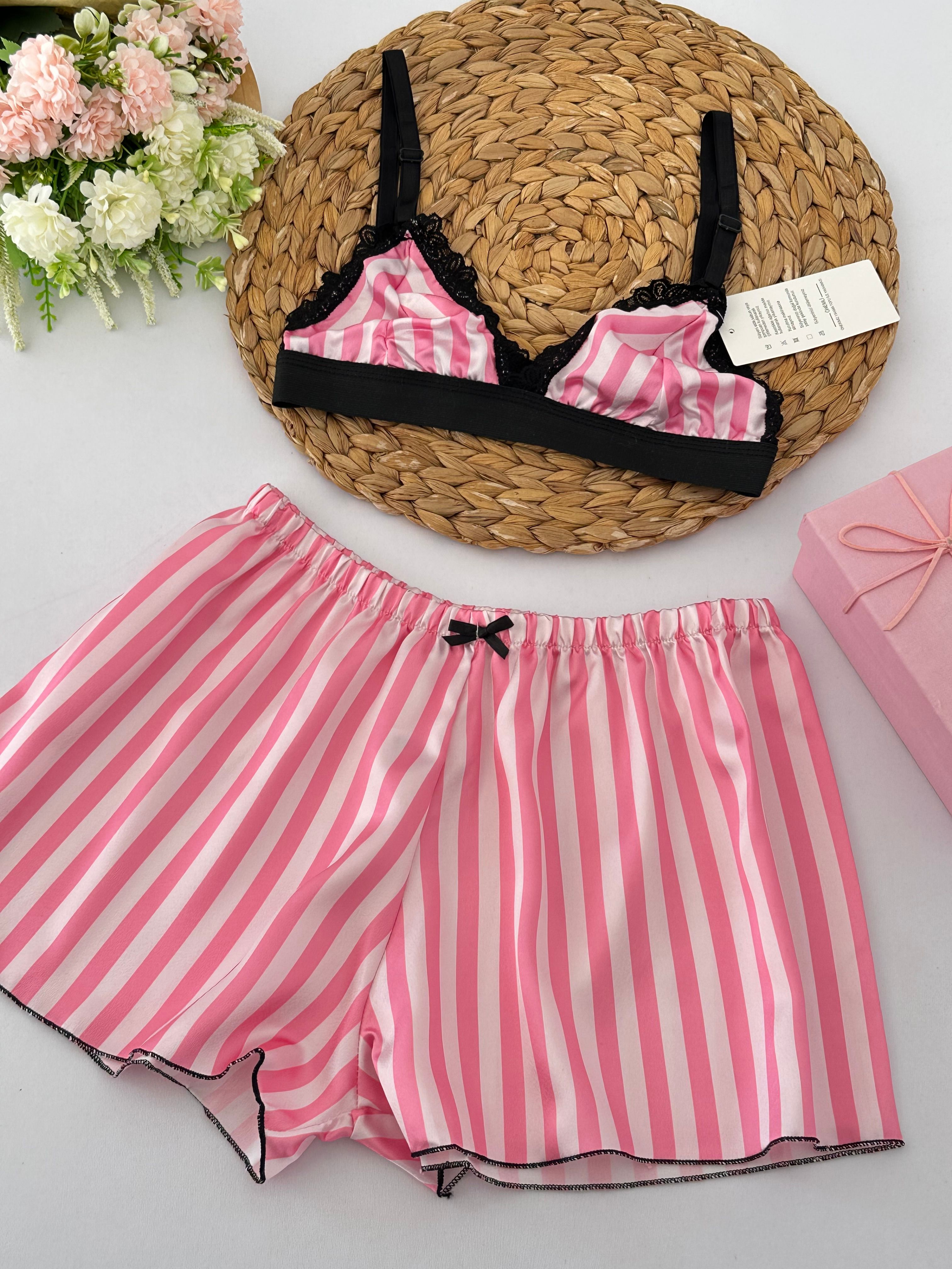 Pembe Çizgili Saten Kadın Pijama Takımı
