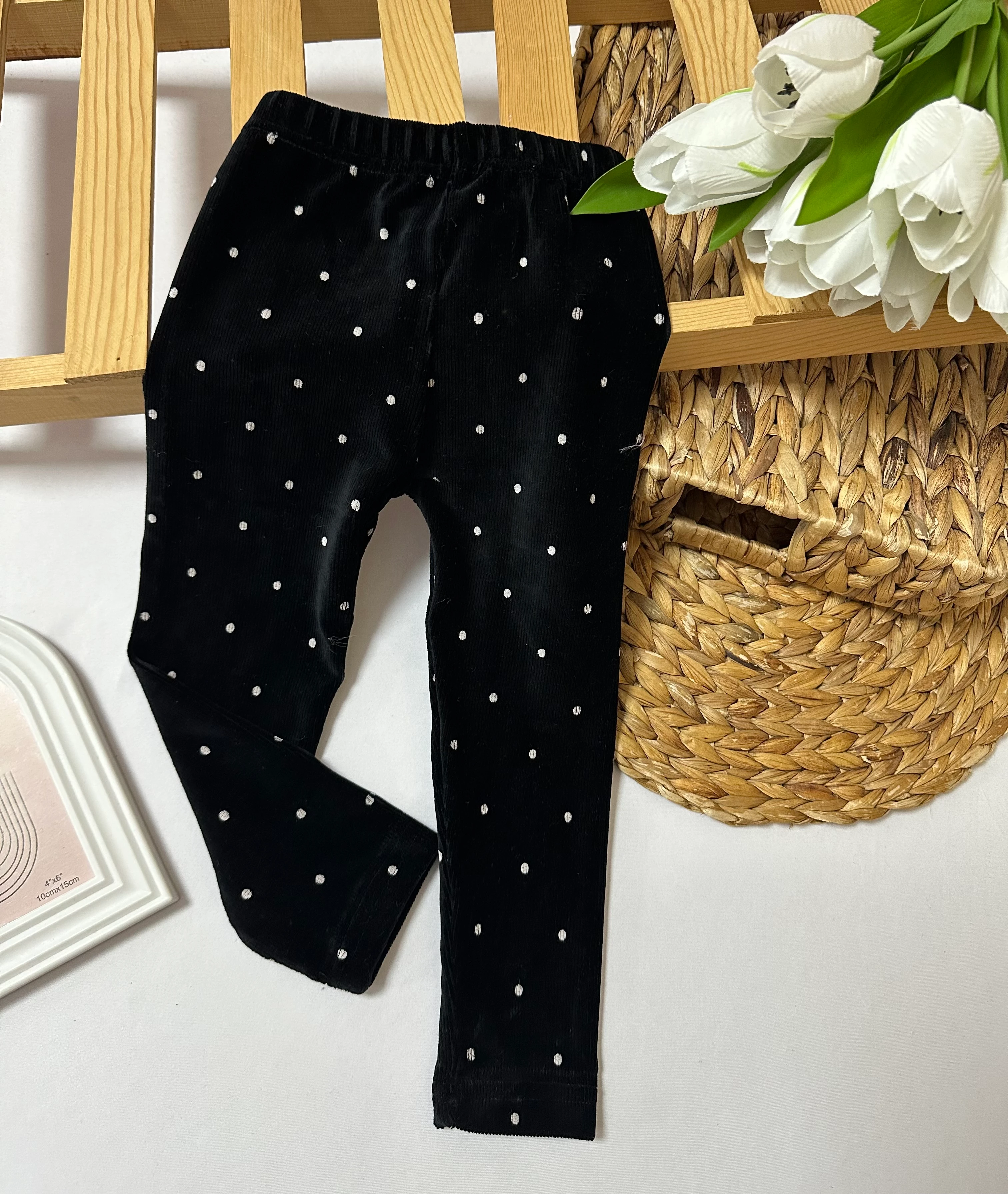 Kız Çocuk Siyah Puantiye Desenli Kadife Tayt