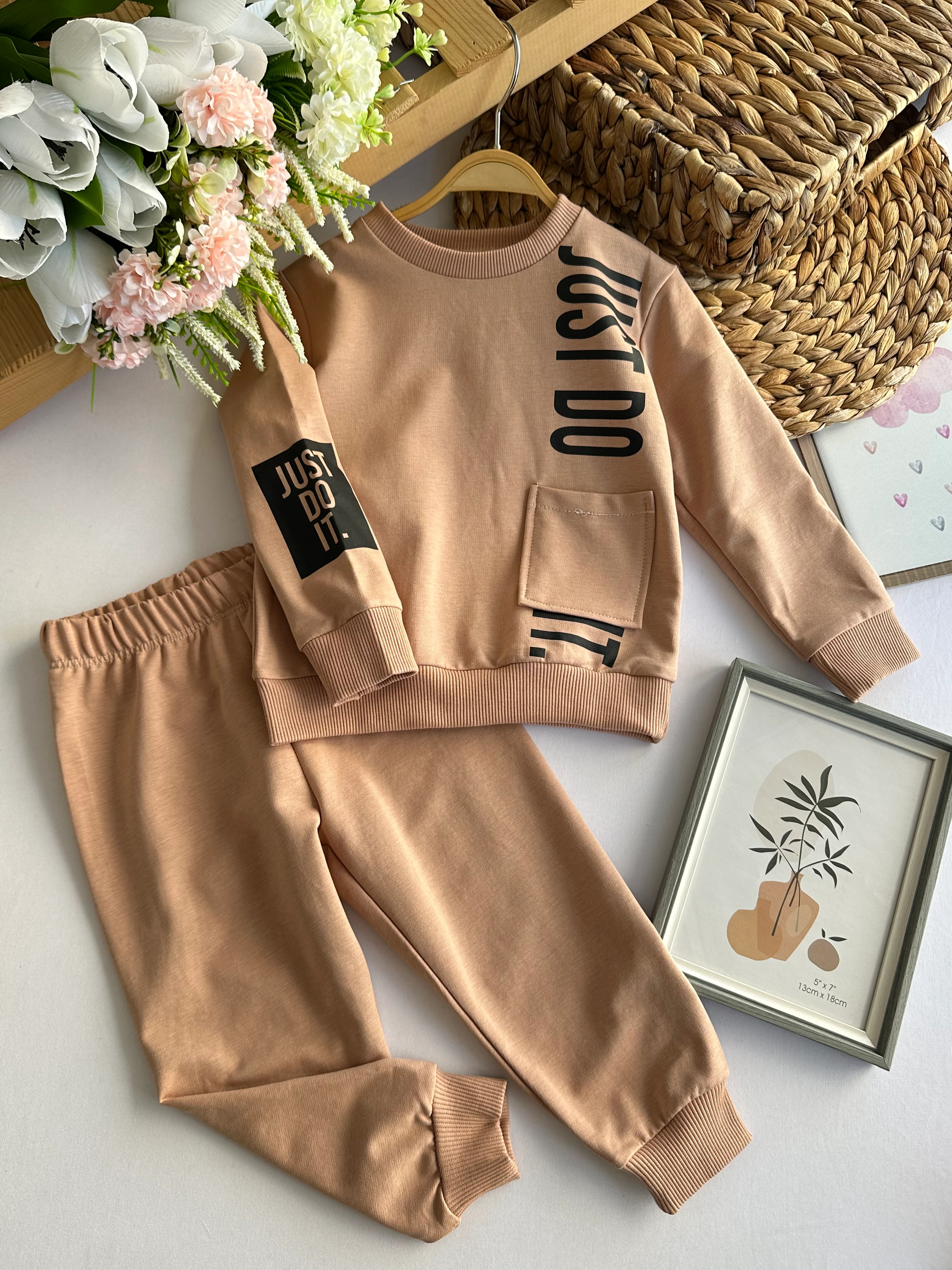 Erkek Çocuk Bej Just Do İt Takım