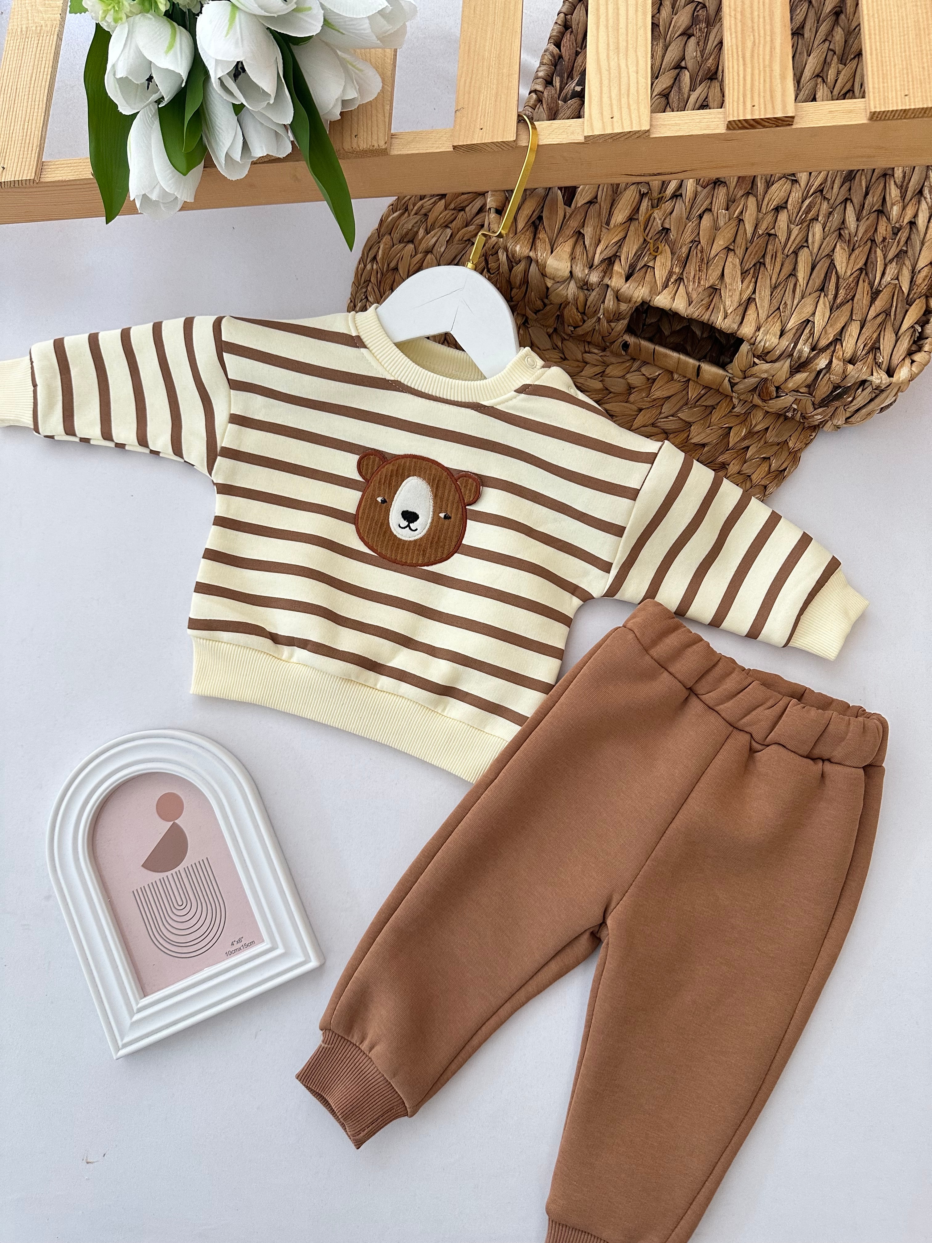 Erkek Bebek Kahverengi Ayıcık Çizgili  Desenli Takım