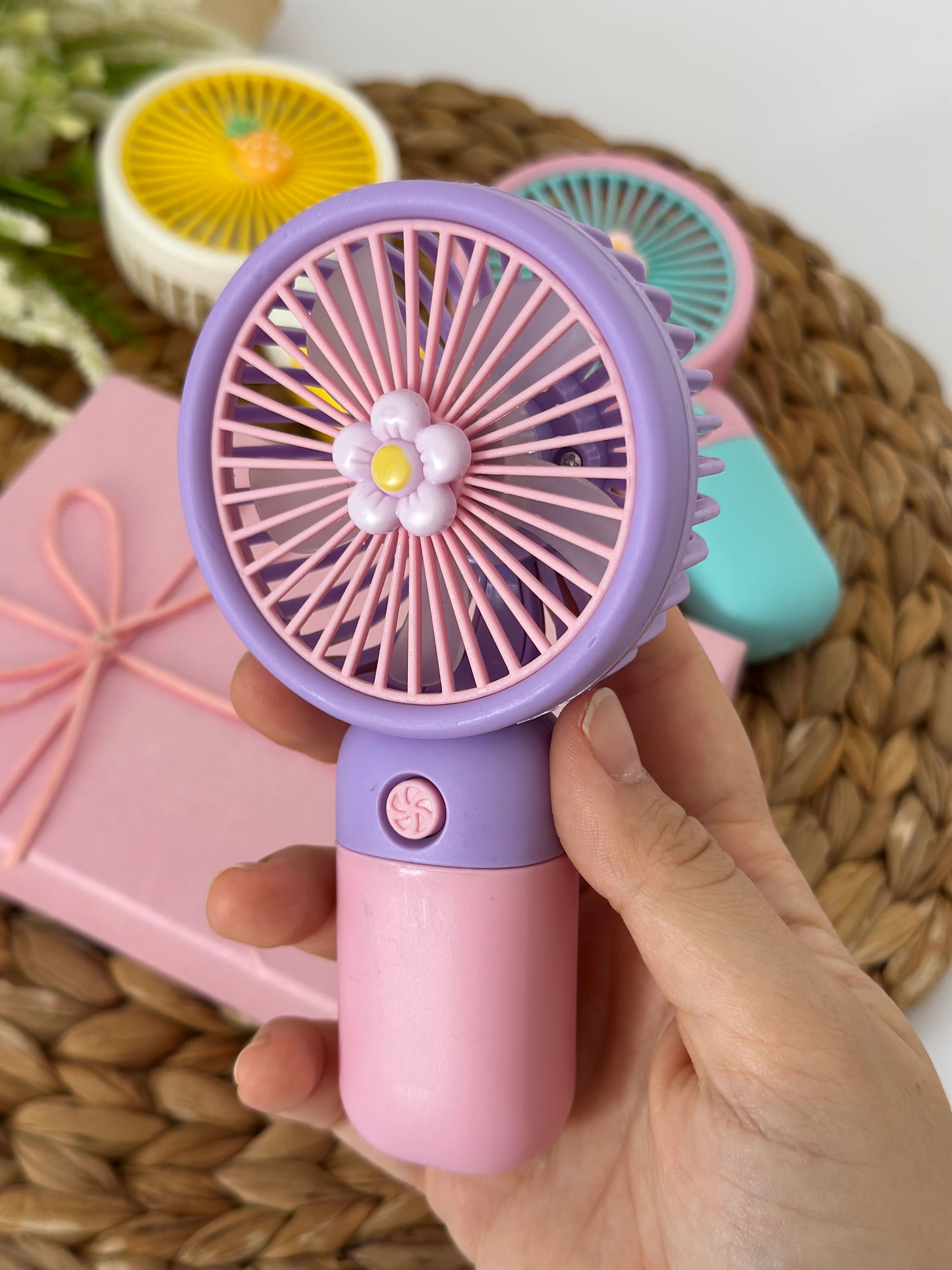 Pembe Mor Şarjlı Mini Fan