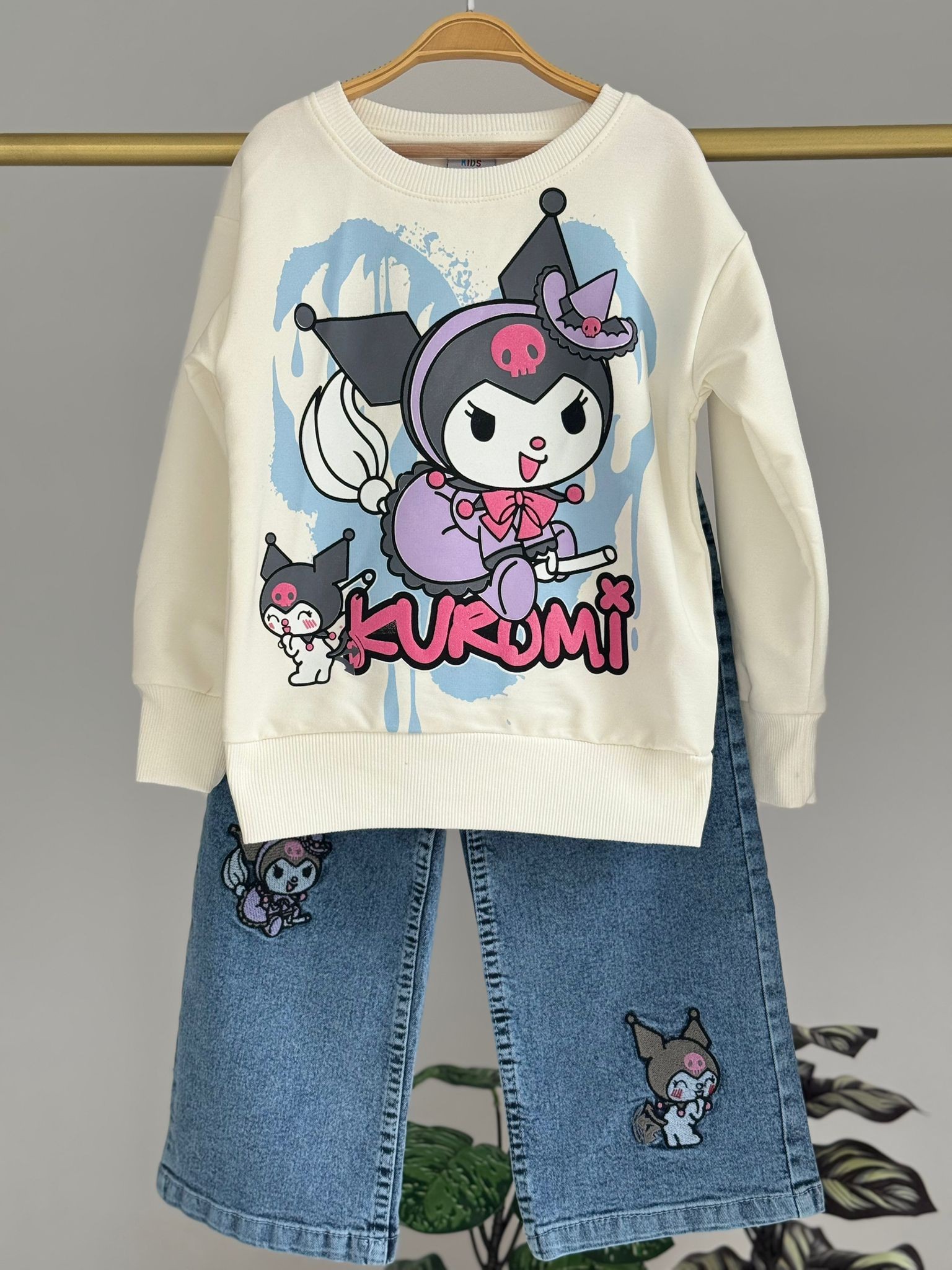 Kız Çocuk Beyaz Kuromi Kot Pantolon Sweat 2'li Takım
