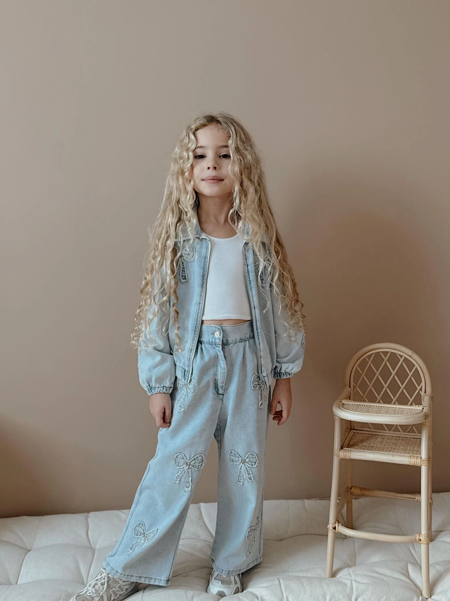 Kız Çocuk Kot Fiyonk Desenli Fermuarlı Takım