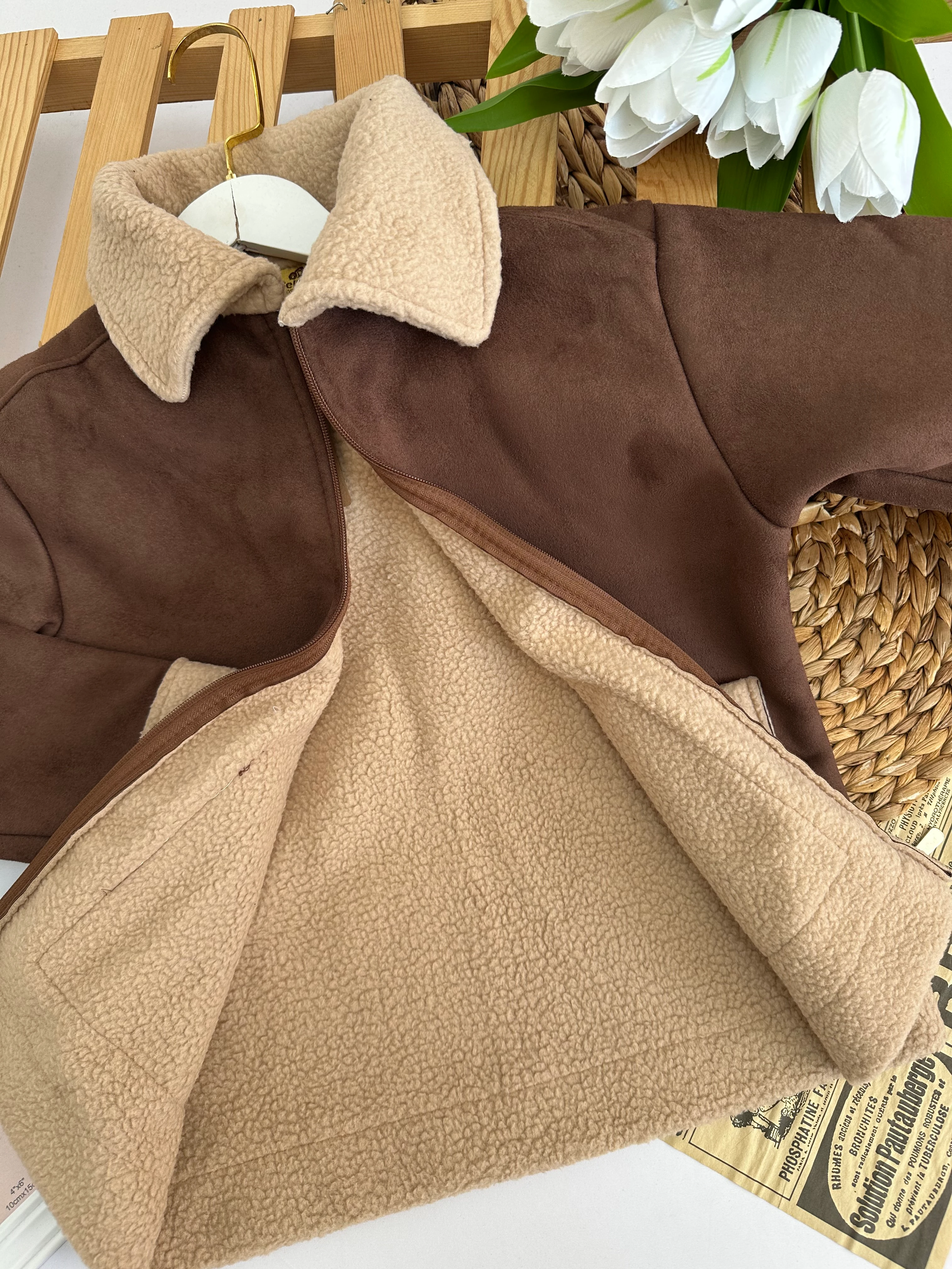 Erkek Çocuk Koyu Kahve İçi Yünlü Süet Mont