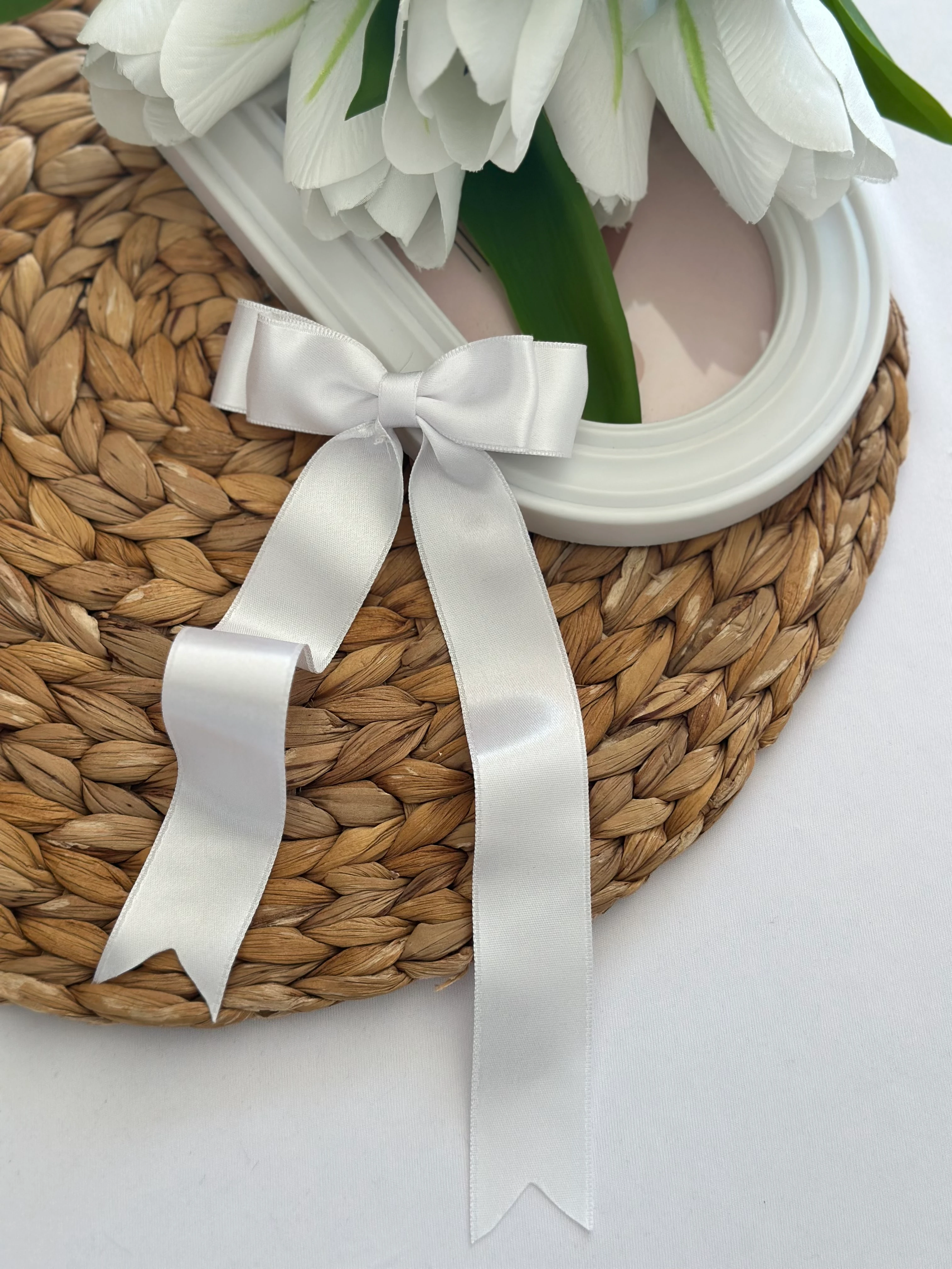 Beyaz Saten Kumaş  Fiyonk Toka