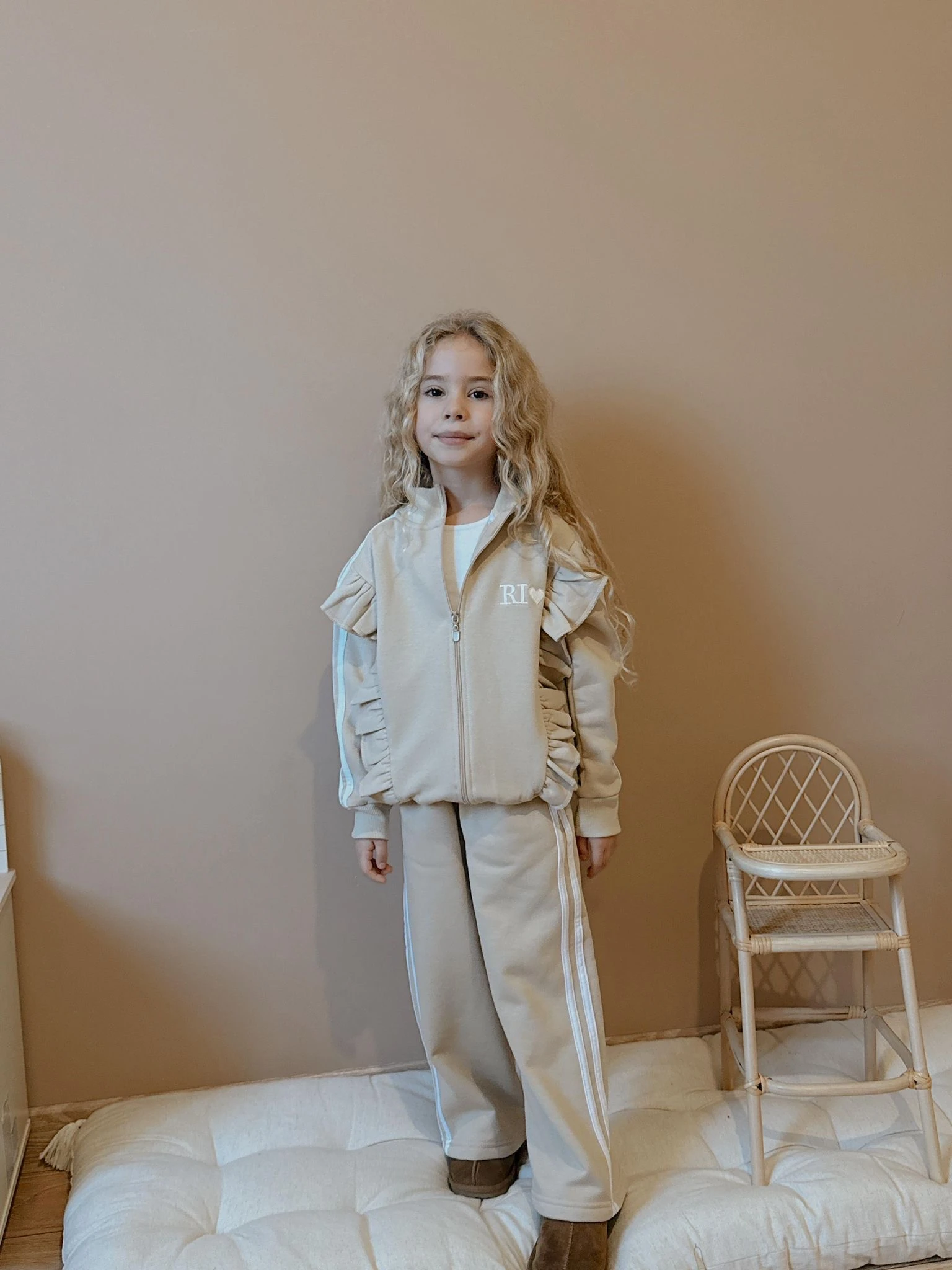 Kız Çocuk Bej Fermuarlı  Rio Takım