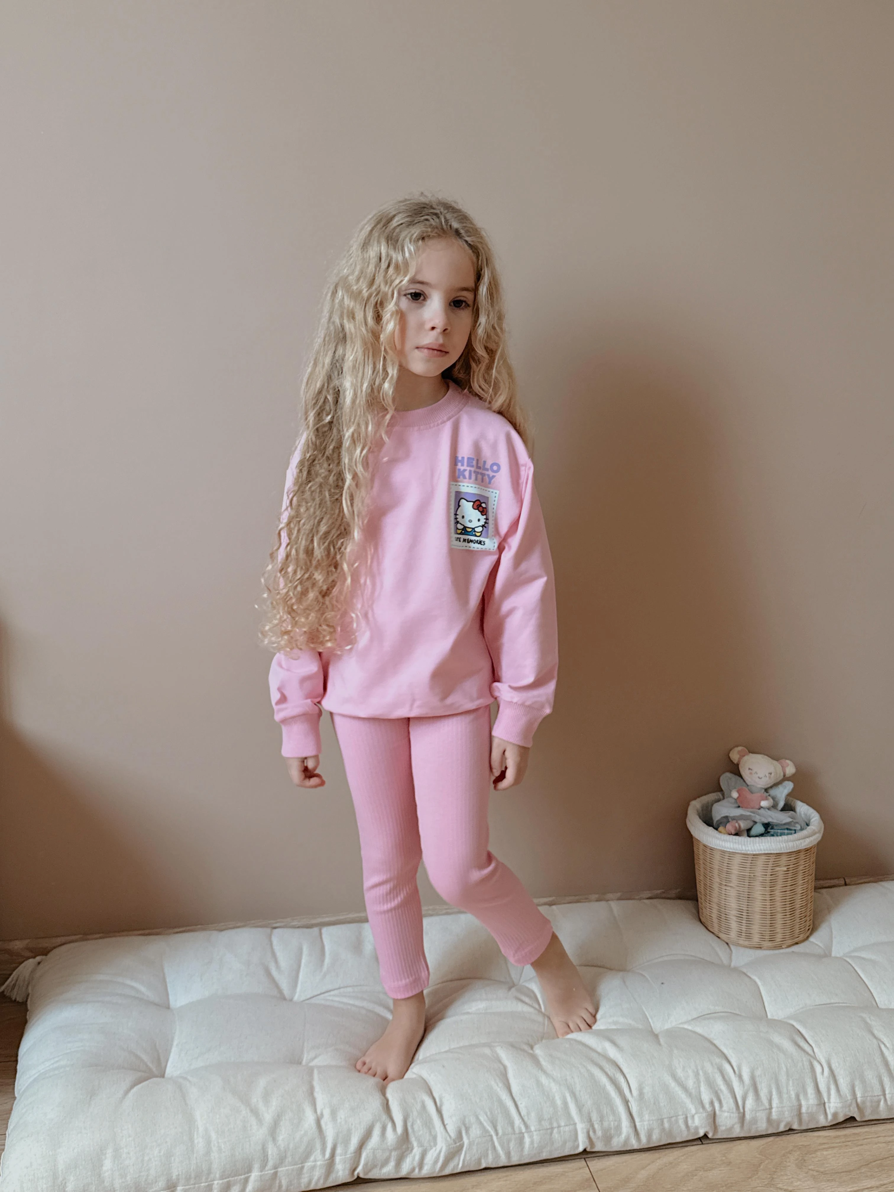 Kız Çocuk Pembe Hello Kitty Taytlı Takım