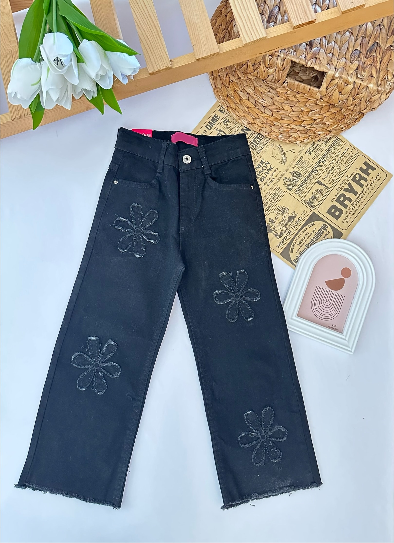 Kız Çocuk Papatya Desenli Siyah Kot Pantolon