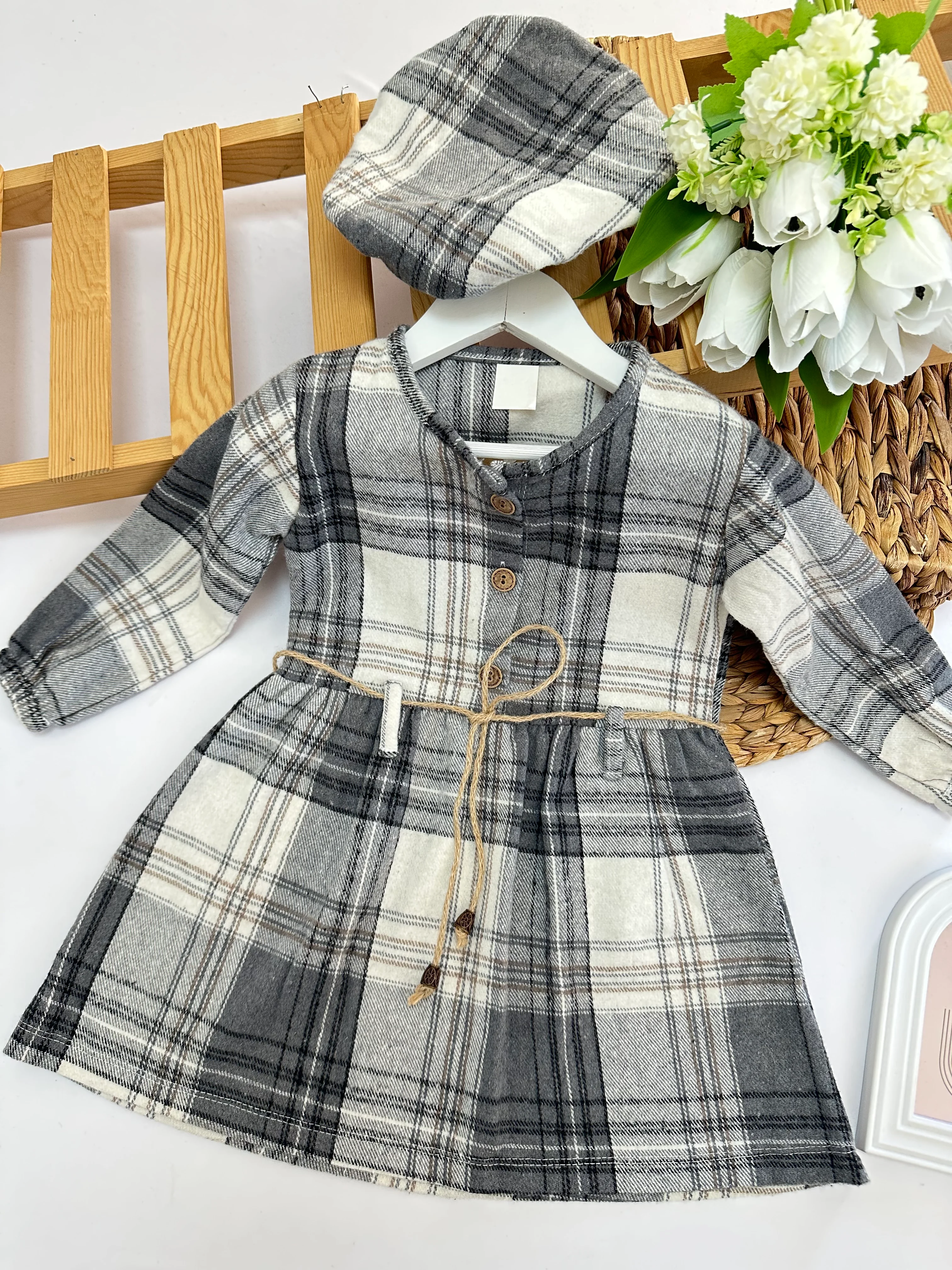 Kız Çoçuk Gri Ekose Desenli Şapkalı Elbise
