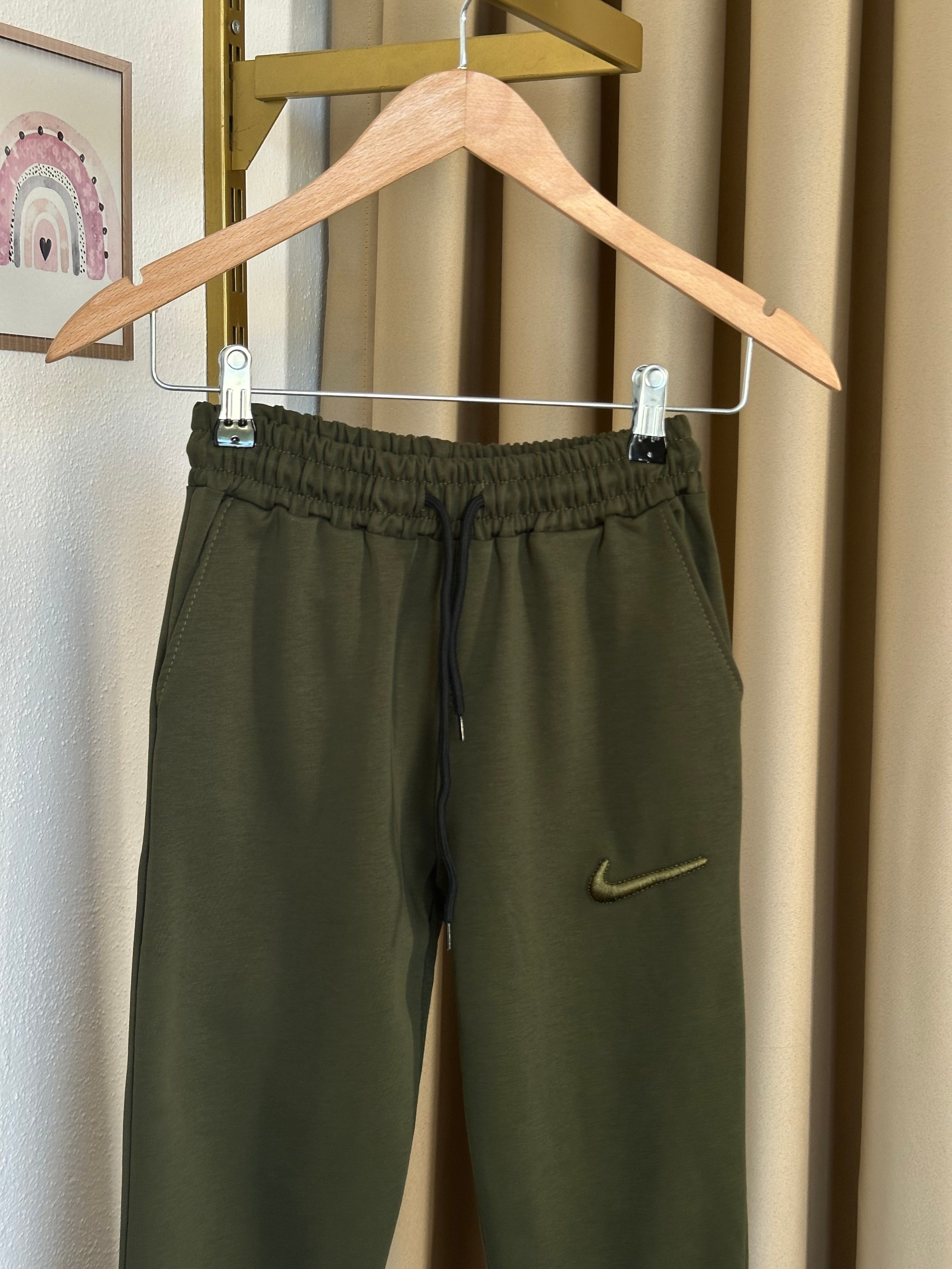 Kız Çocuk Haki Nike Eşofman Altı