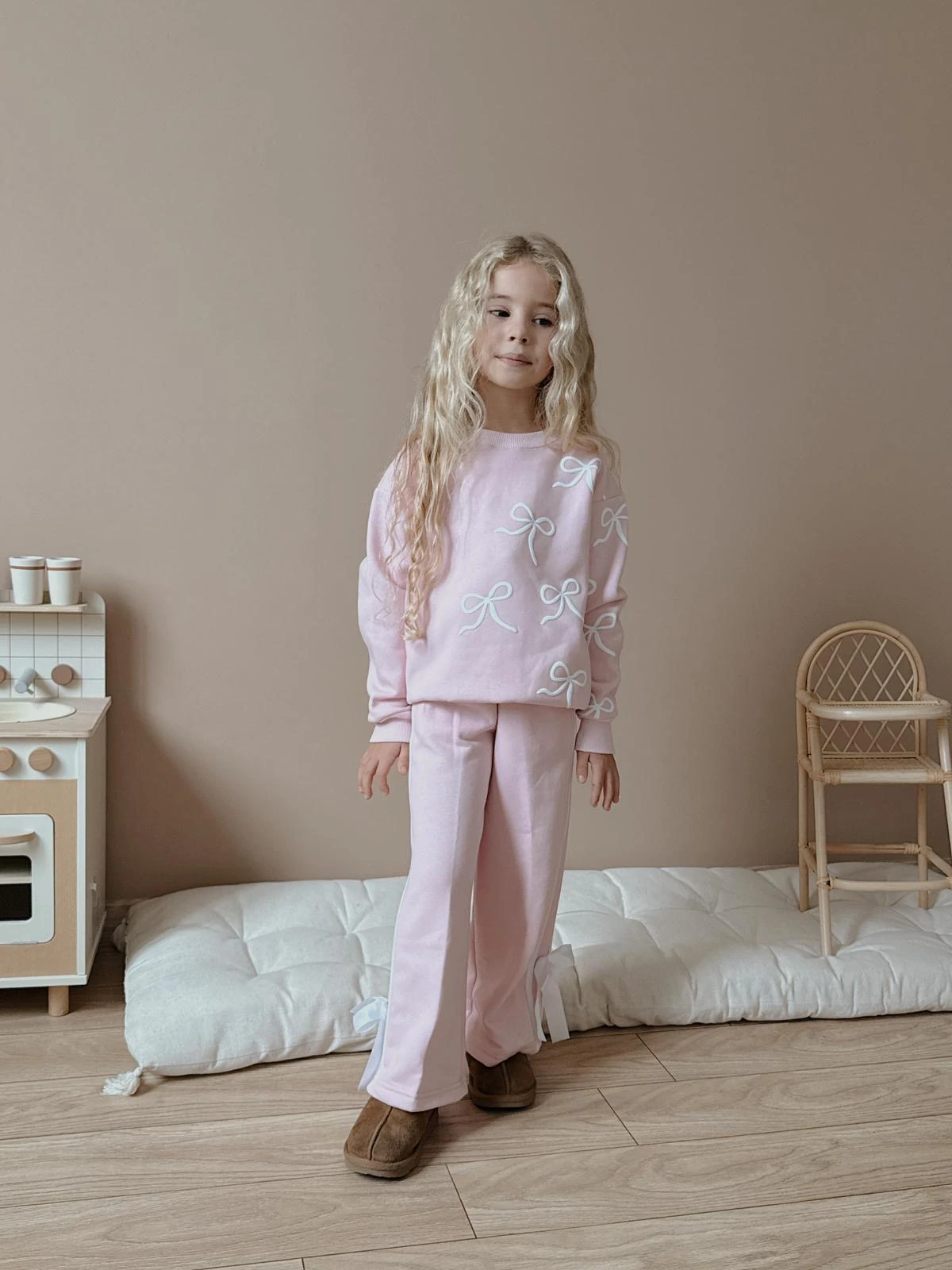 Kız Çocuk Pembe Fiyonklu Alt-Üst Takım
