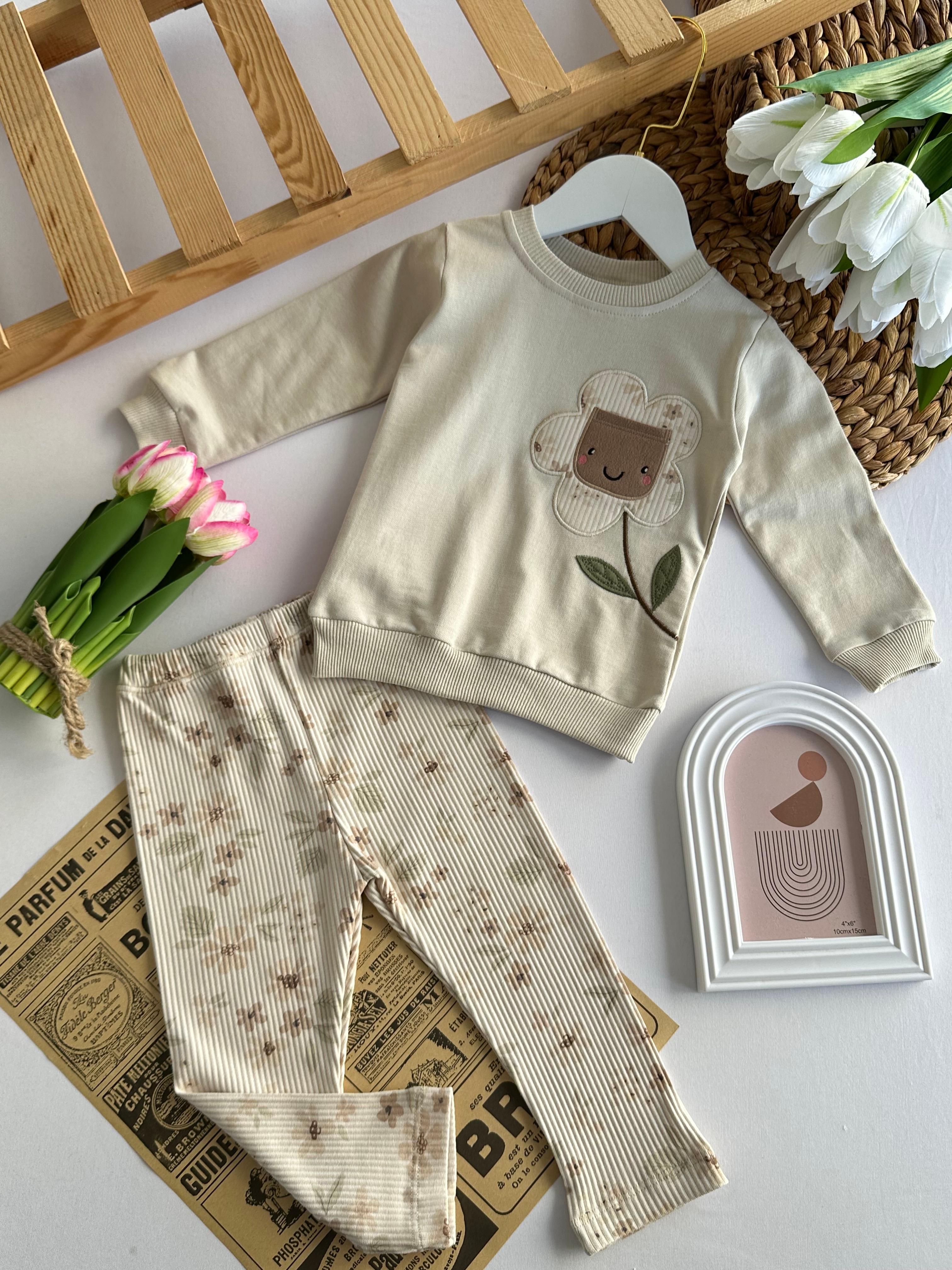 Kız Bebek Bej Çiçek Desenli Taytlı Takım 