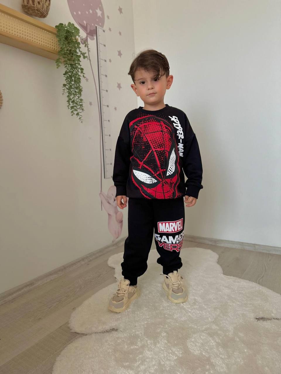Erkek Çocuk Siyah Spiderman Takım