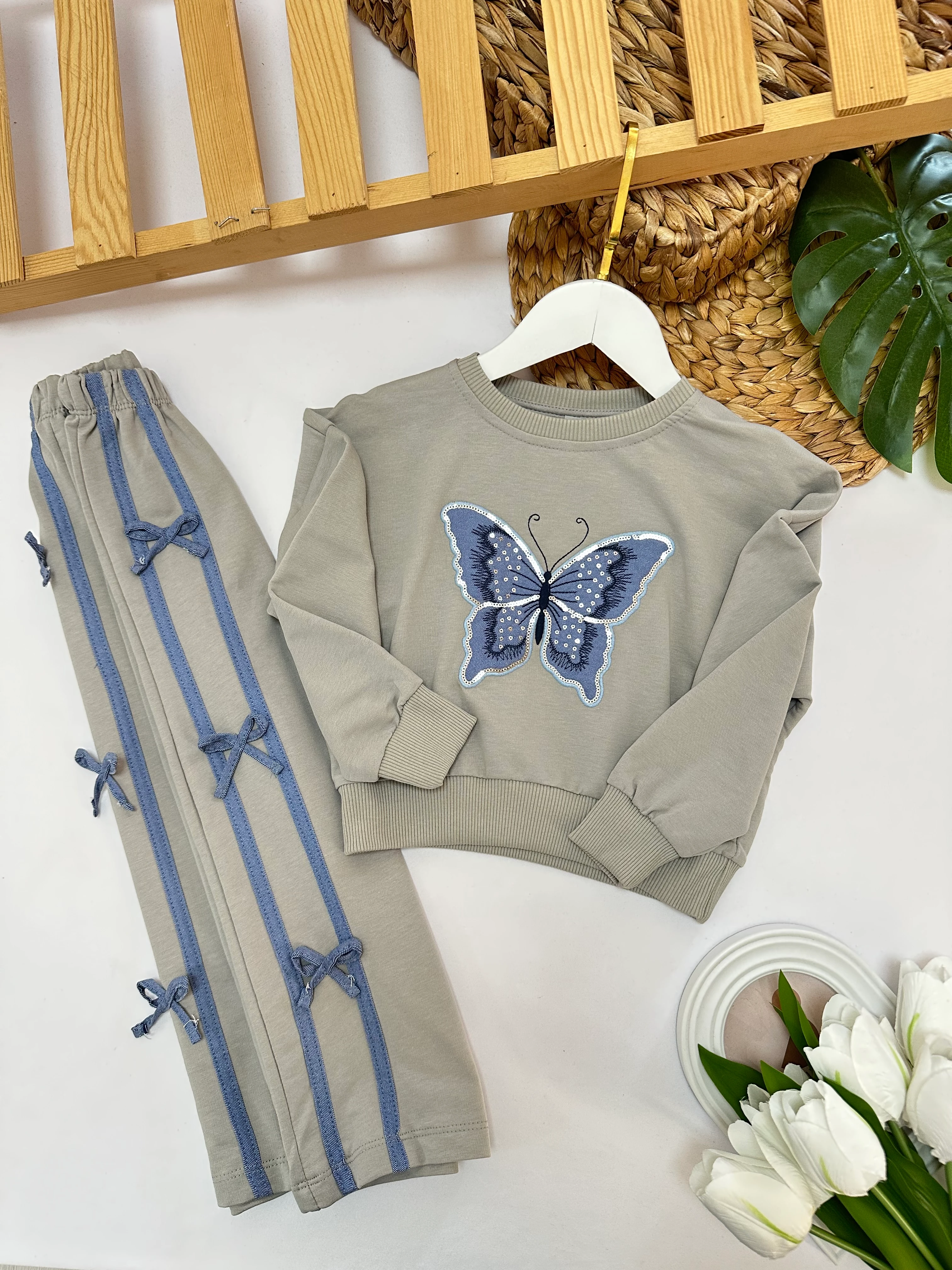 Kız Çocuk Gri Kelebek Desenli Alt-Üst Takım
