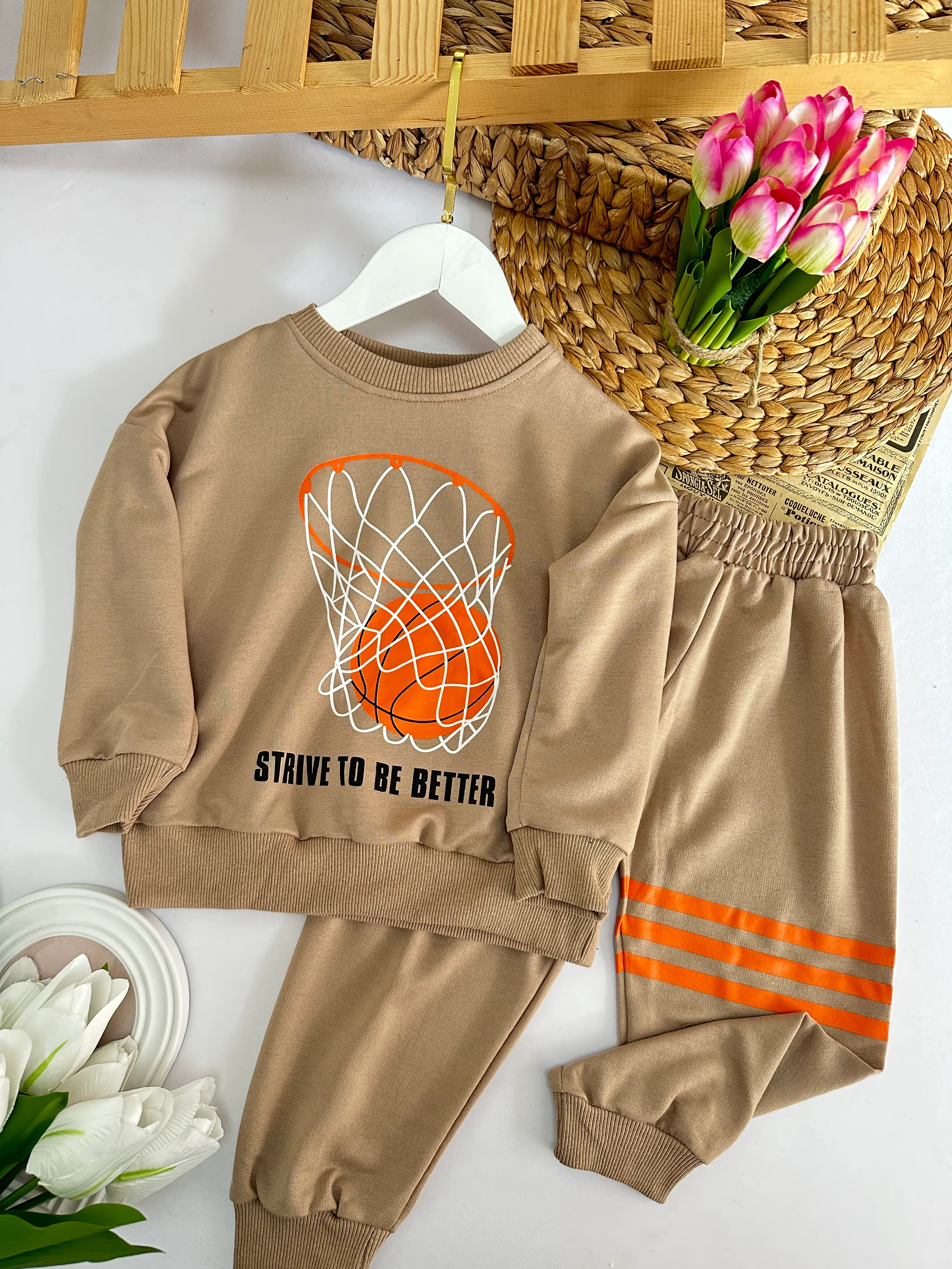 Erkek Çocuk  Kahve Basket Baskılı Takım