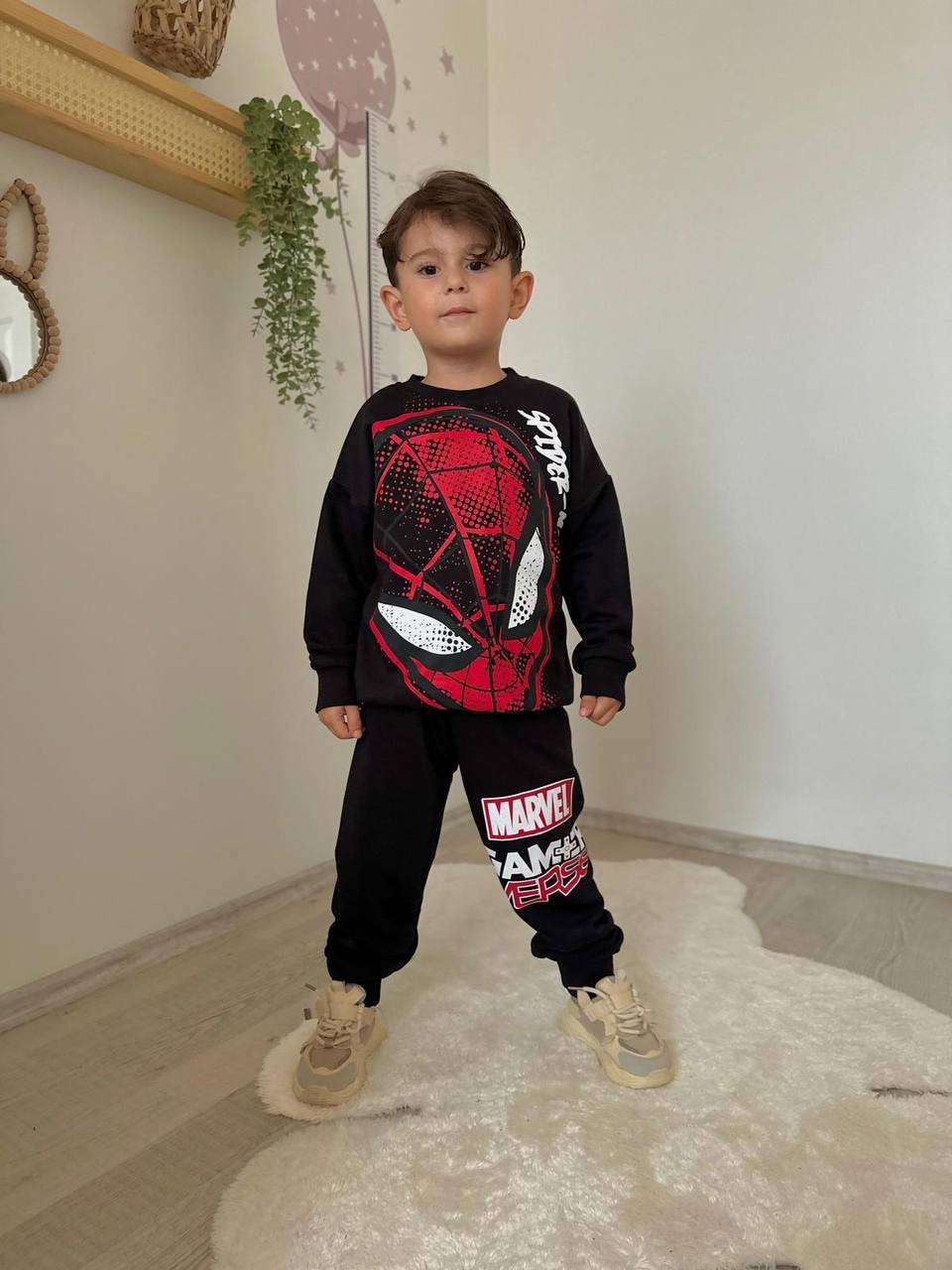 Erkek Çocuk Siyah Spiderman Takım