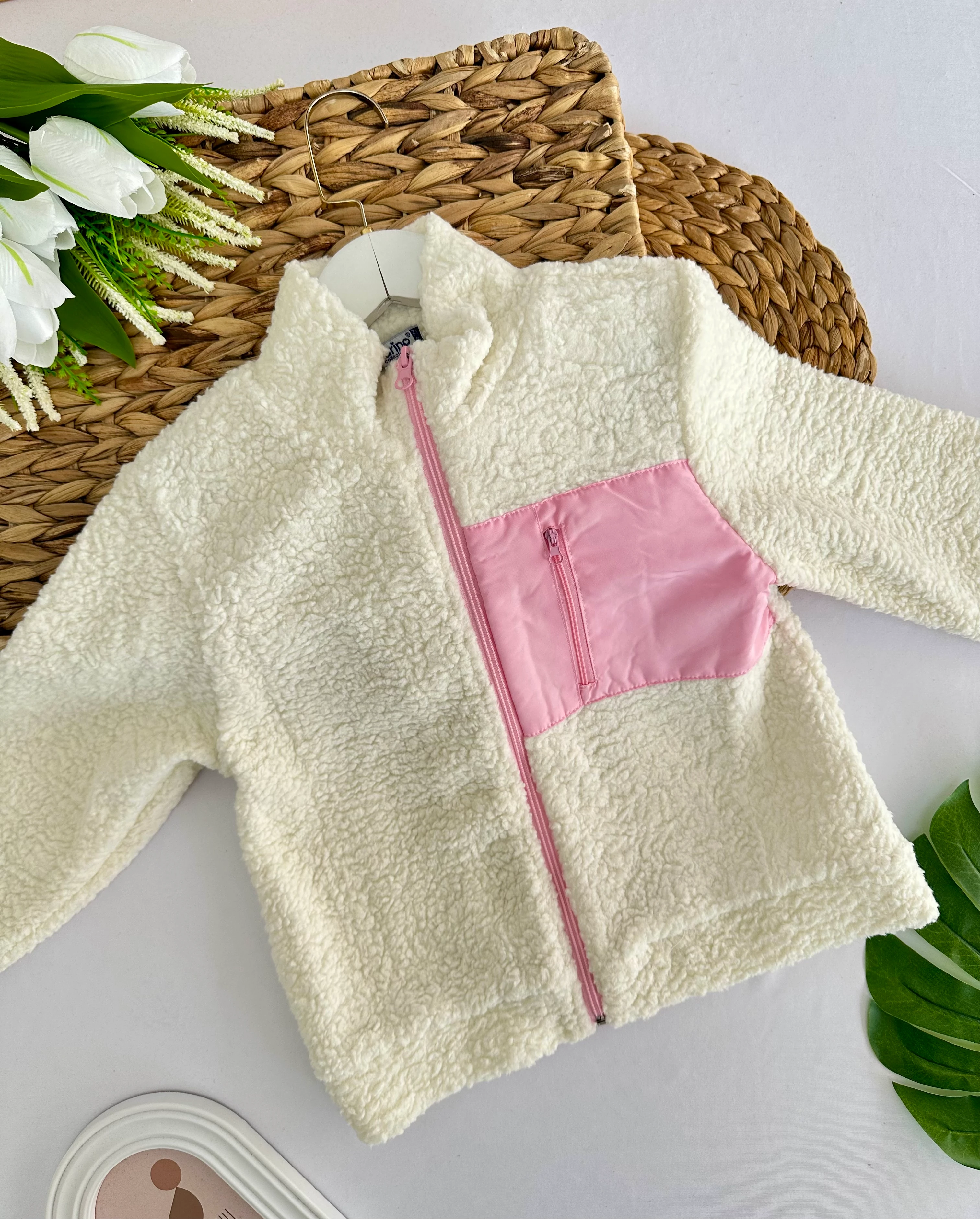 Kız Çocuk Beyaz Pembe Cepli Peluş Hırka