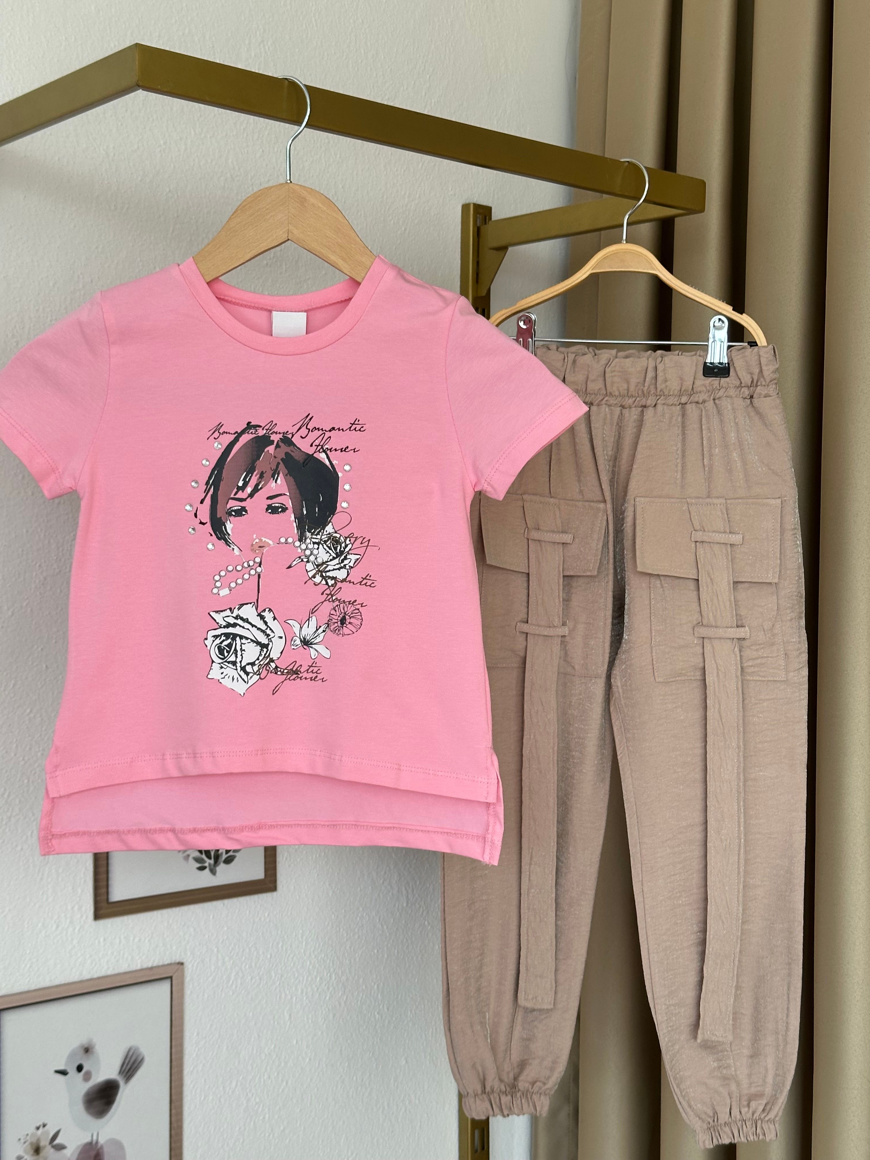 Kız Çocuk Pembe Çiçekli Kız Baskılı Tişört Pantolon Takım