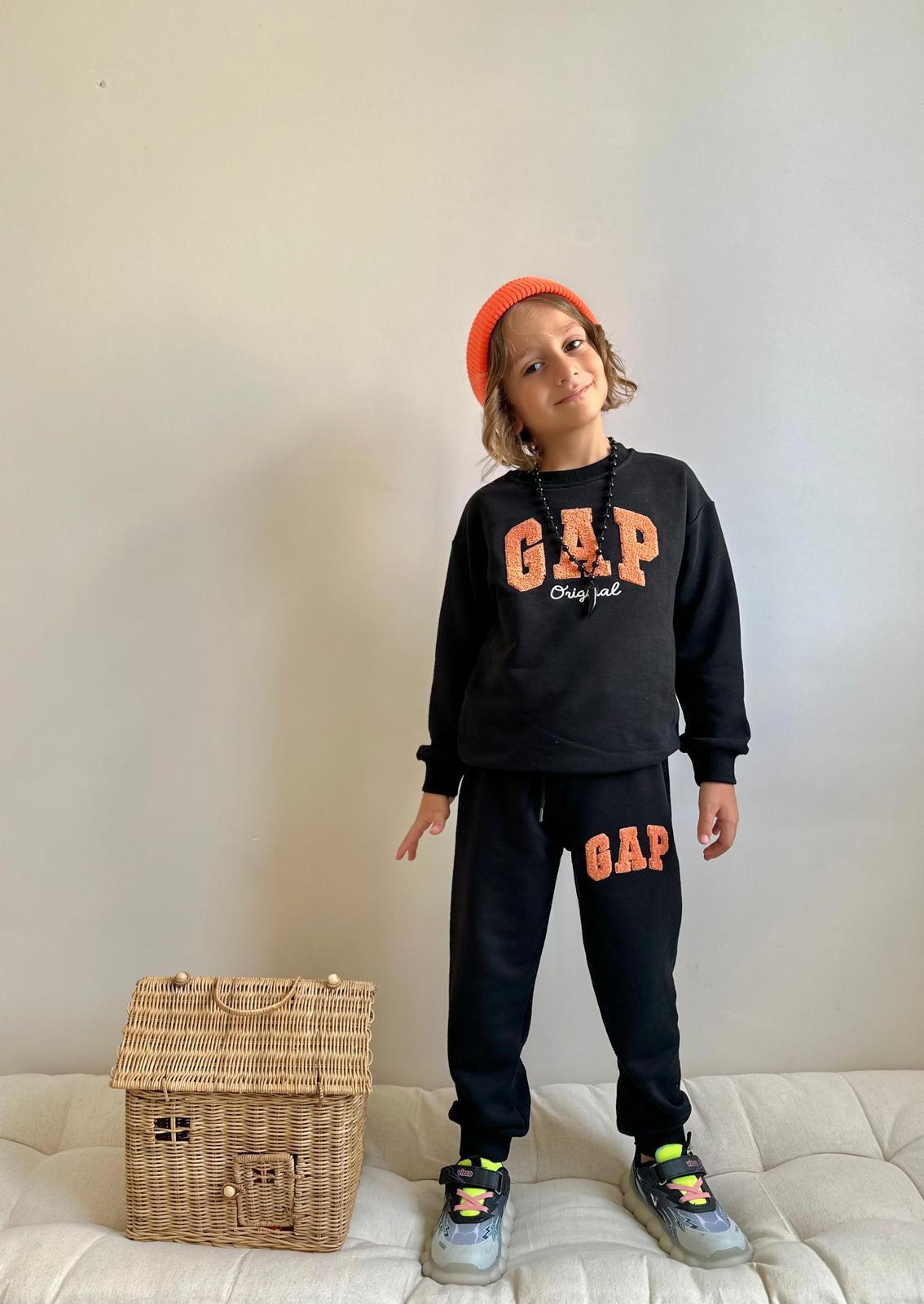 Erkek Çocuk Siyah Turuncu Marka Takım