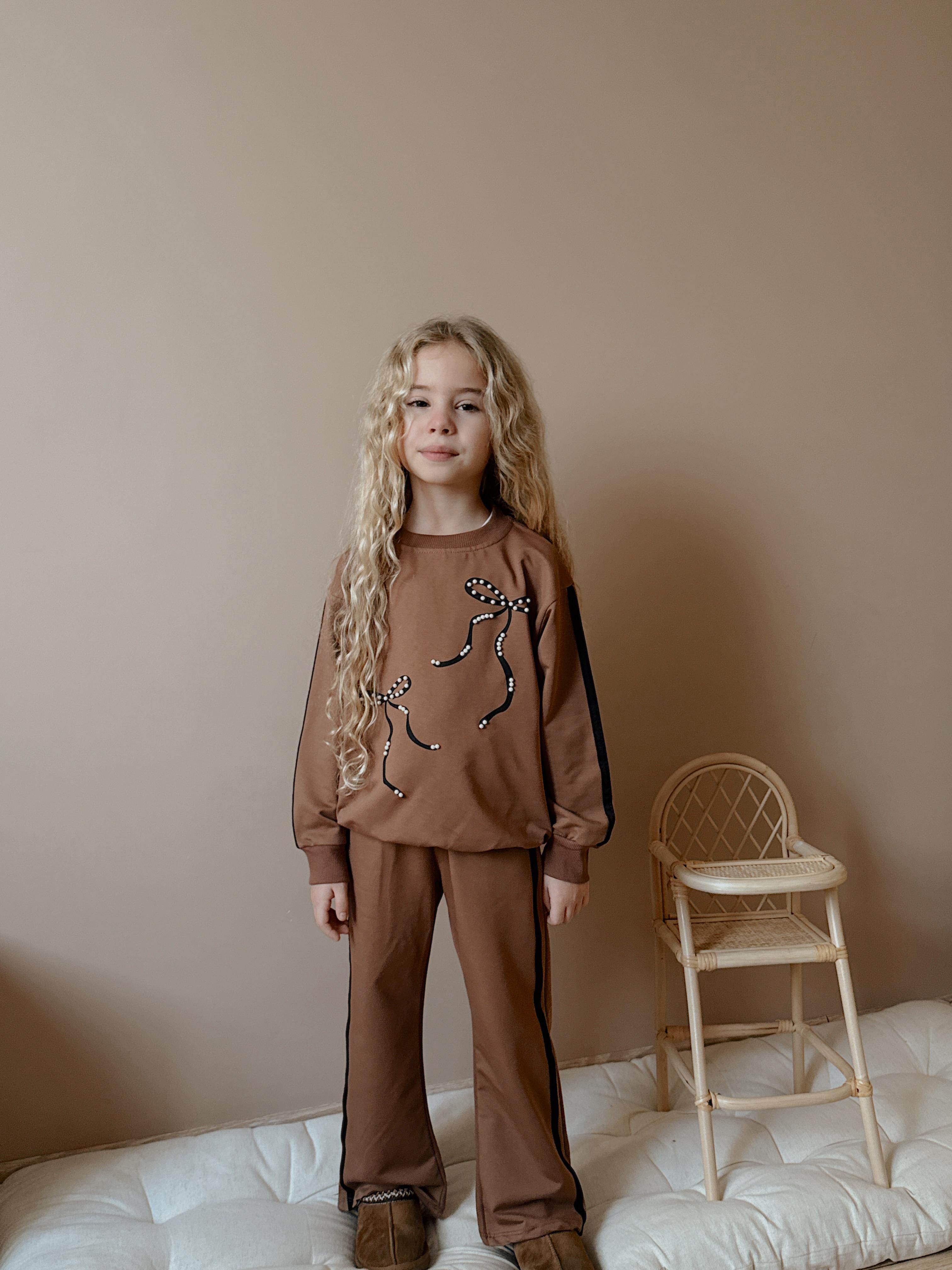 Kız Çocuk Kahverengi İnci Fiyonk Takım
