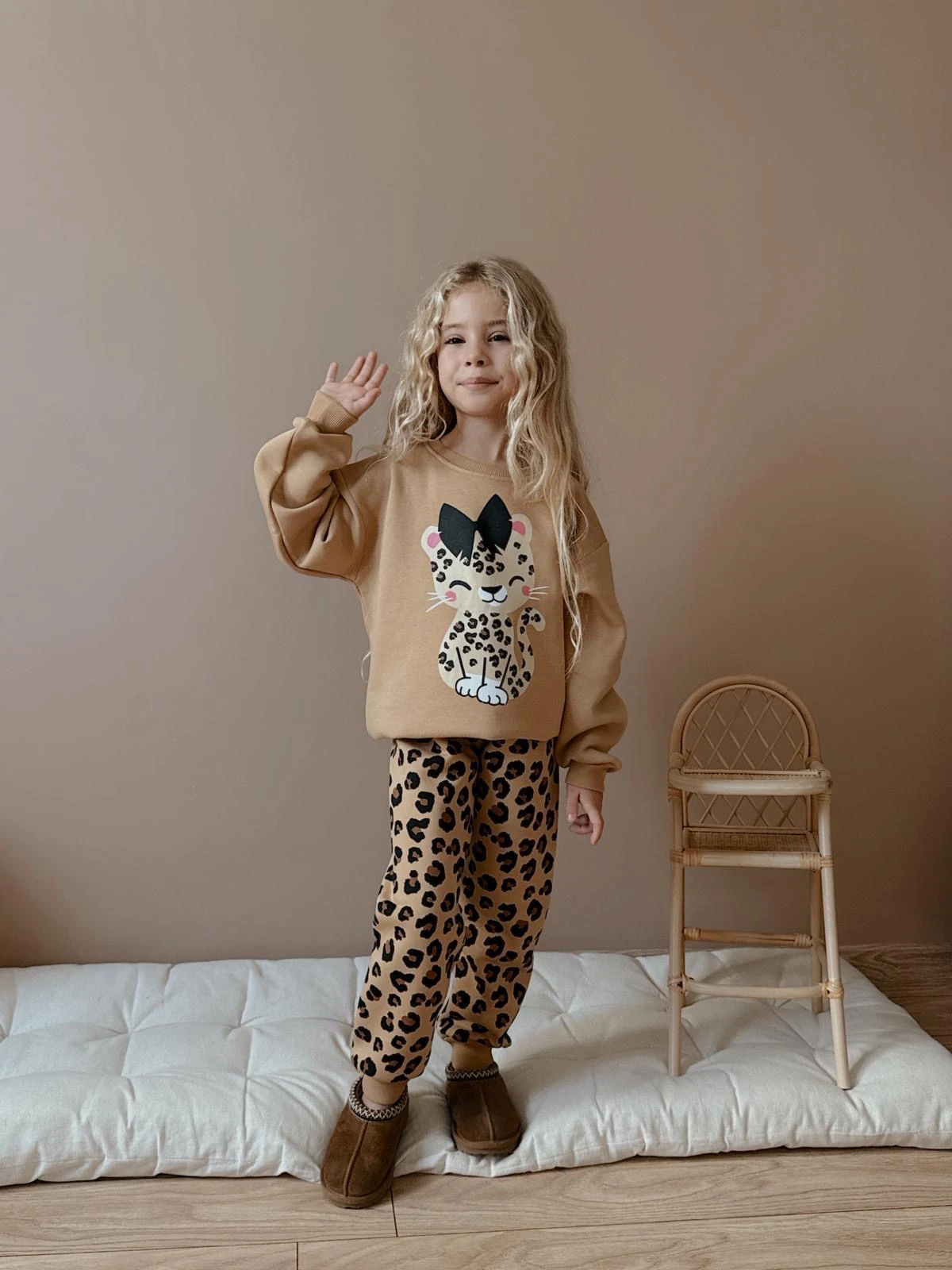 Kız Çocuk Leopar Desenli Alt-Üst Takım
