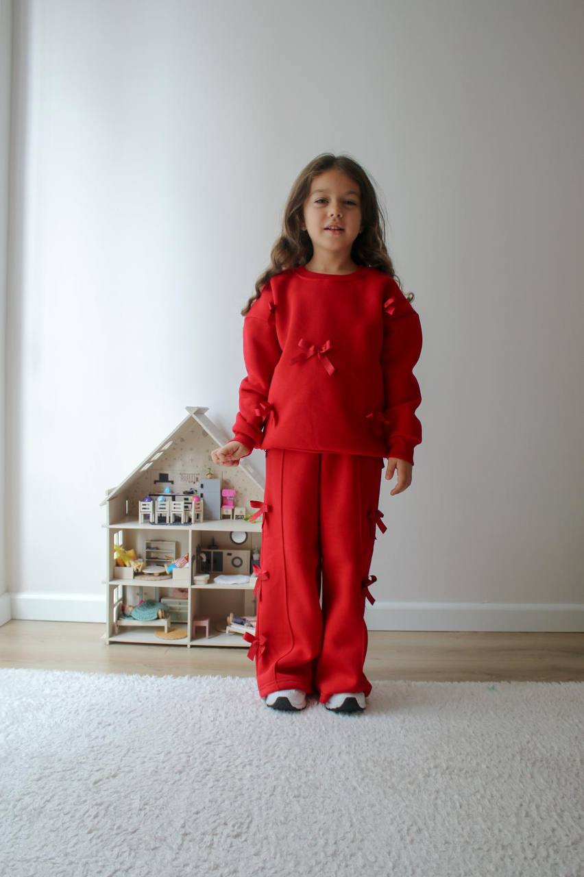 Kız Çocuk Kırmızı Fiyonklu Alt-Üst Takım