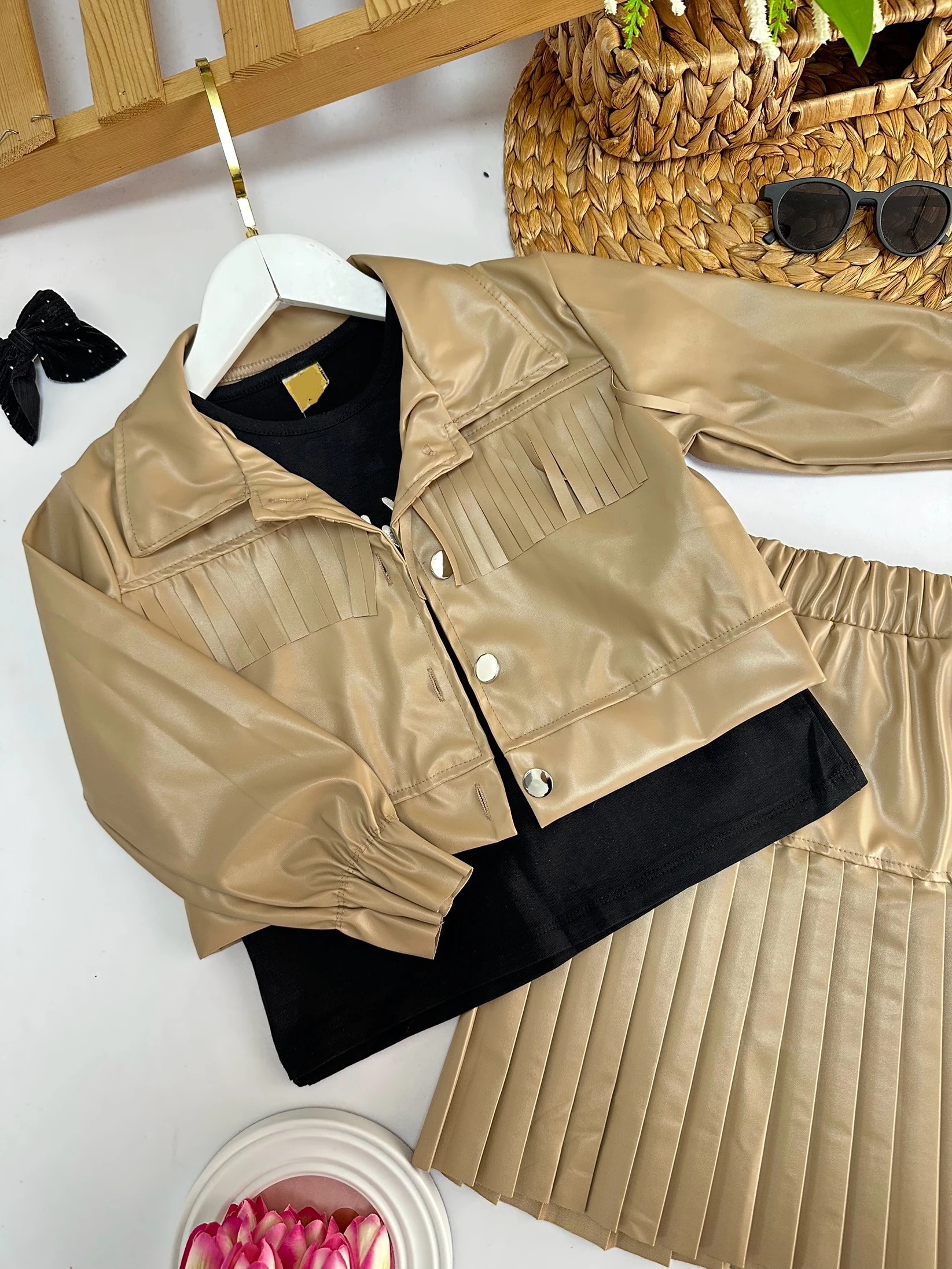 Kız Çocuk Bej 3'lü Deri Takım