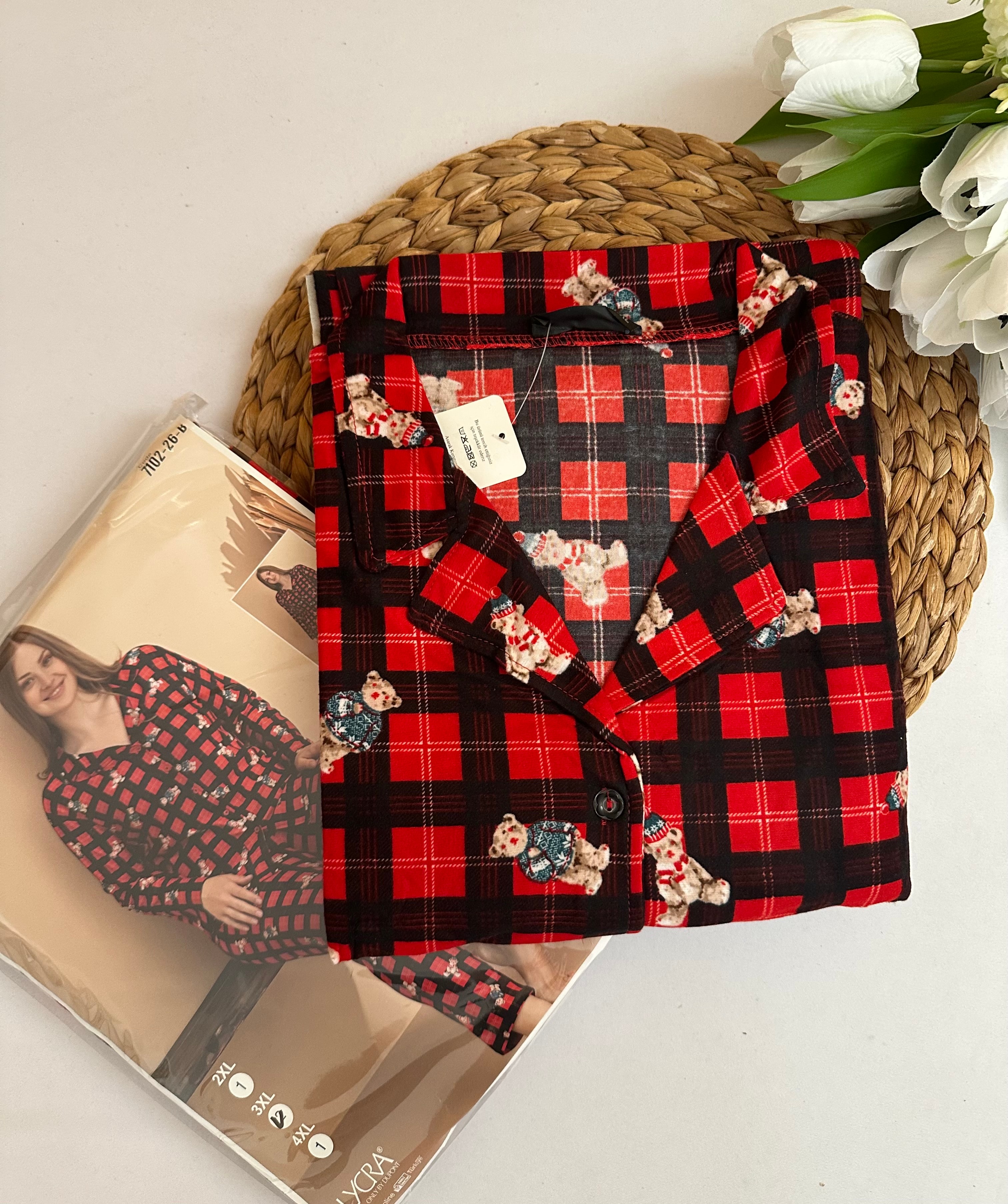 Kırmızı Ayıcık Desenli Süet Battal Boy Kadın Pijama Takımı