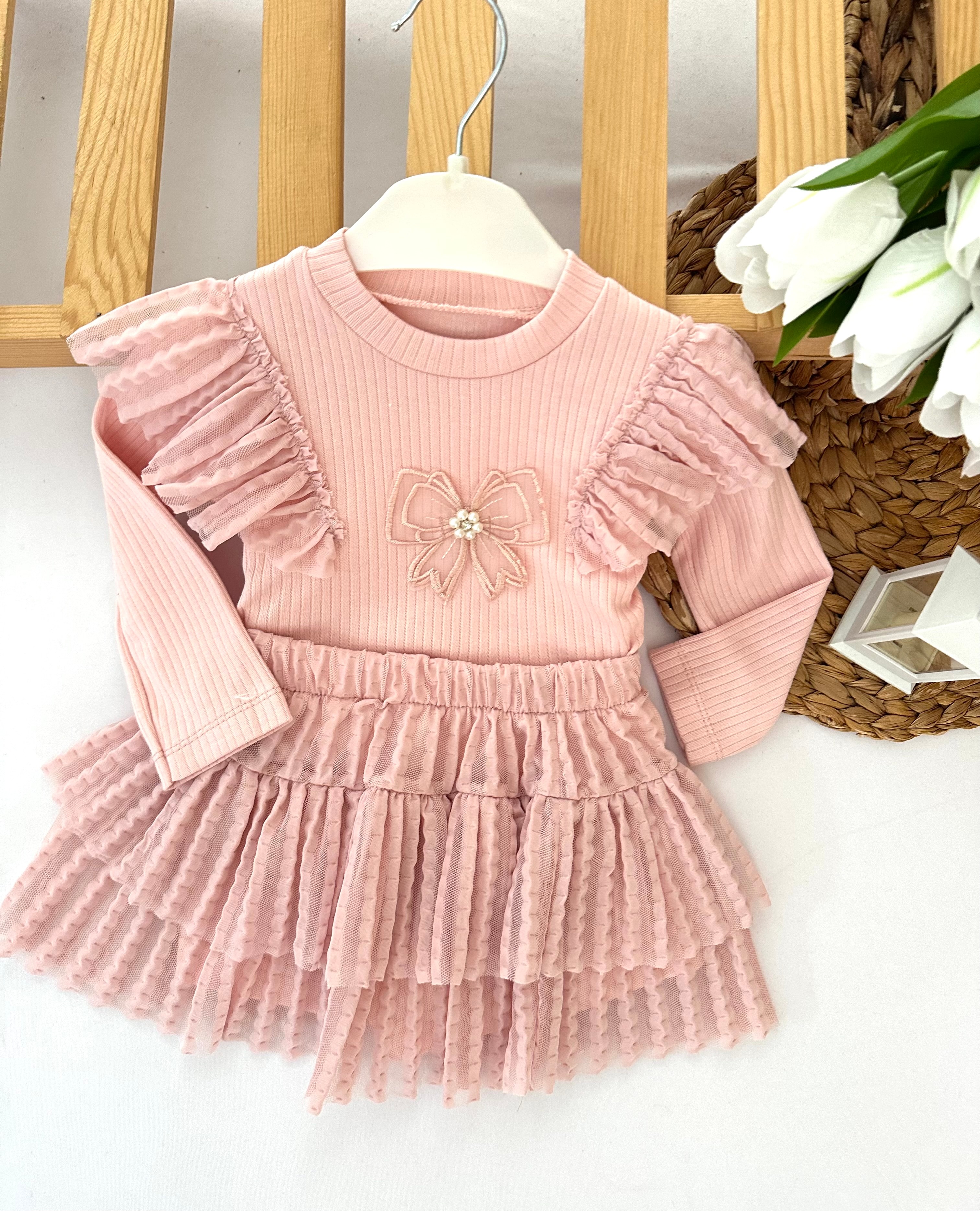 Kız Çocuk Pembe Önü Fırfırlı Şort Etekli Takım