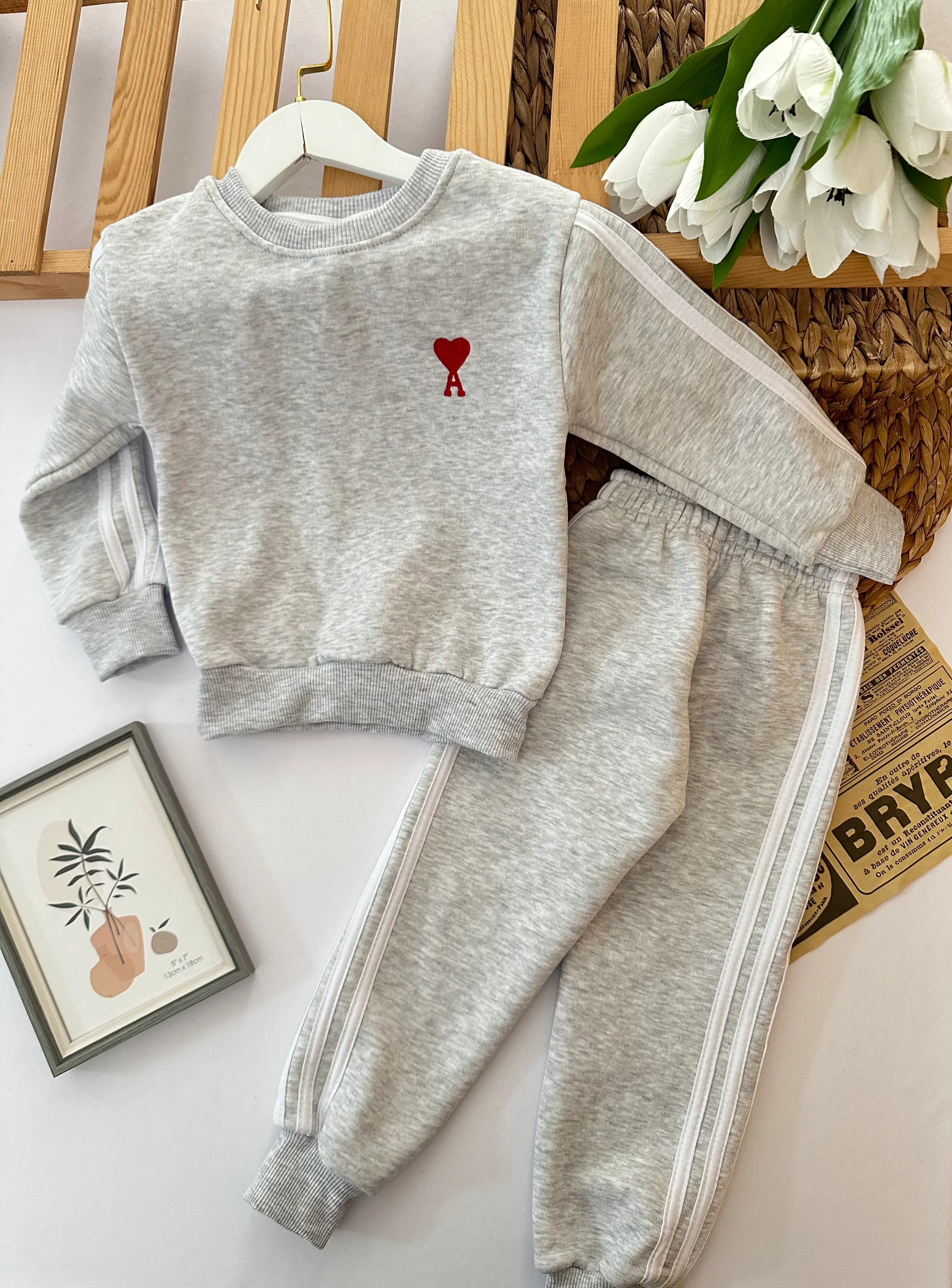 Kız Çocuk Gri Kalp Nakışlı Alt-Üst Takım